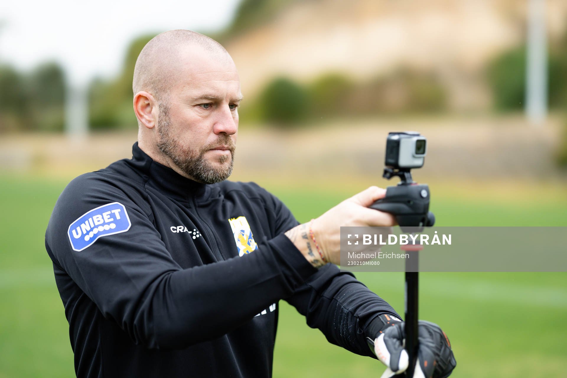 IFK Göteborgs målvaktstränare Lee Baxter ställer in en