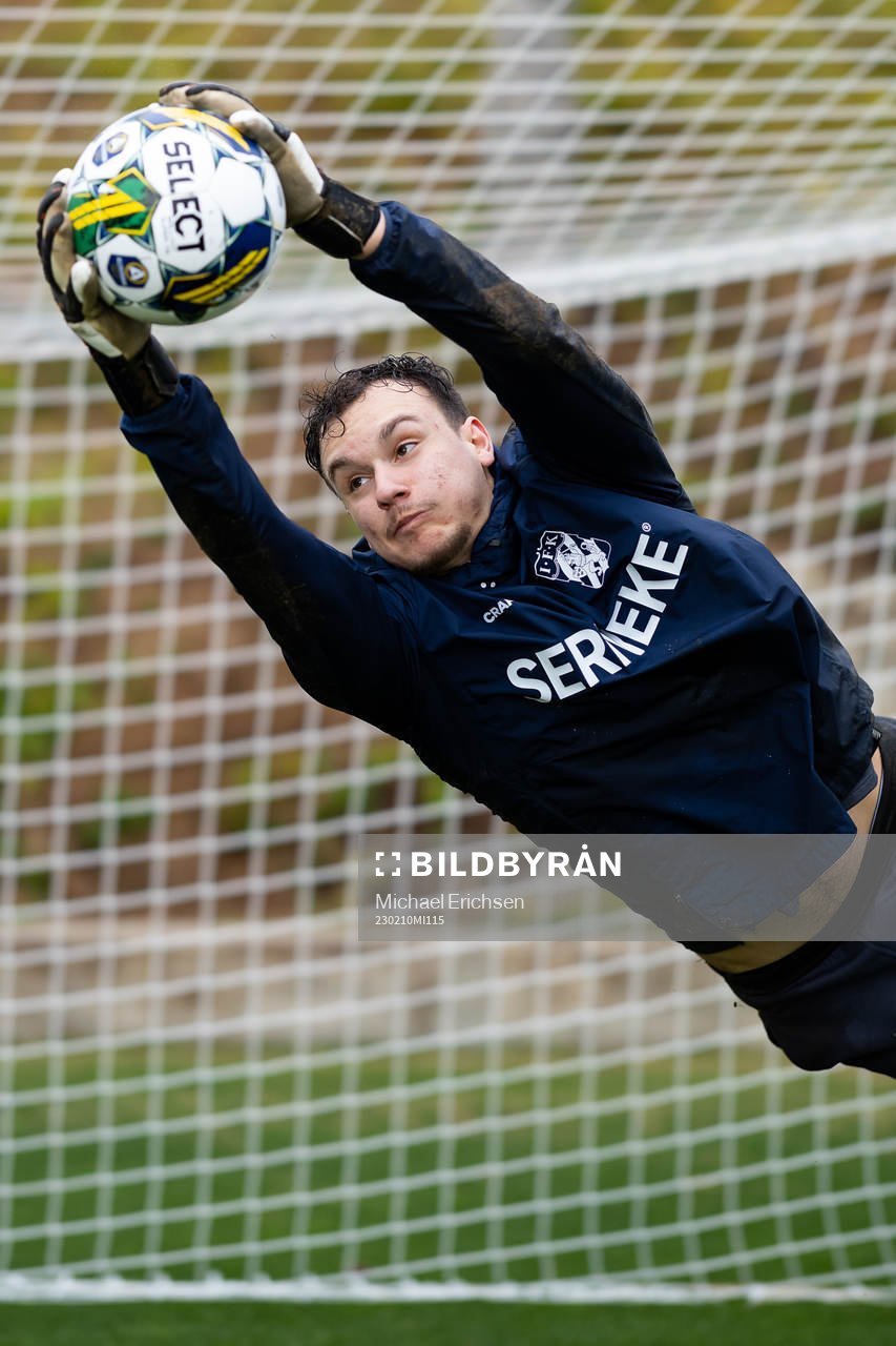 IFK Göteborgs målvakt Elis Bishesari
