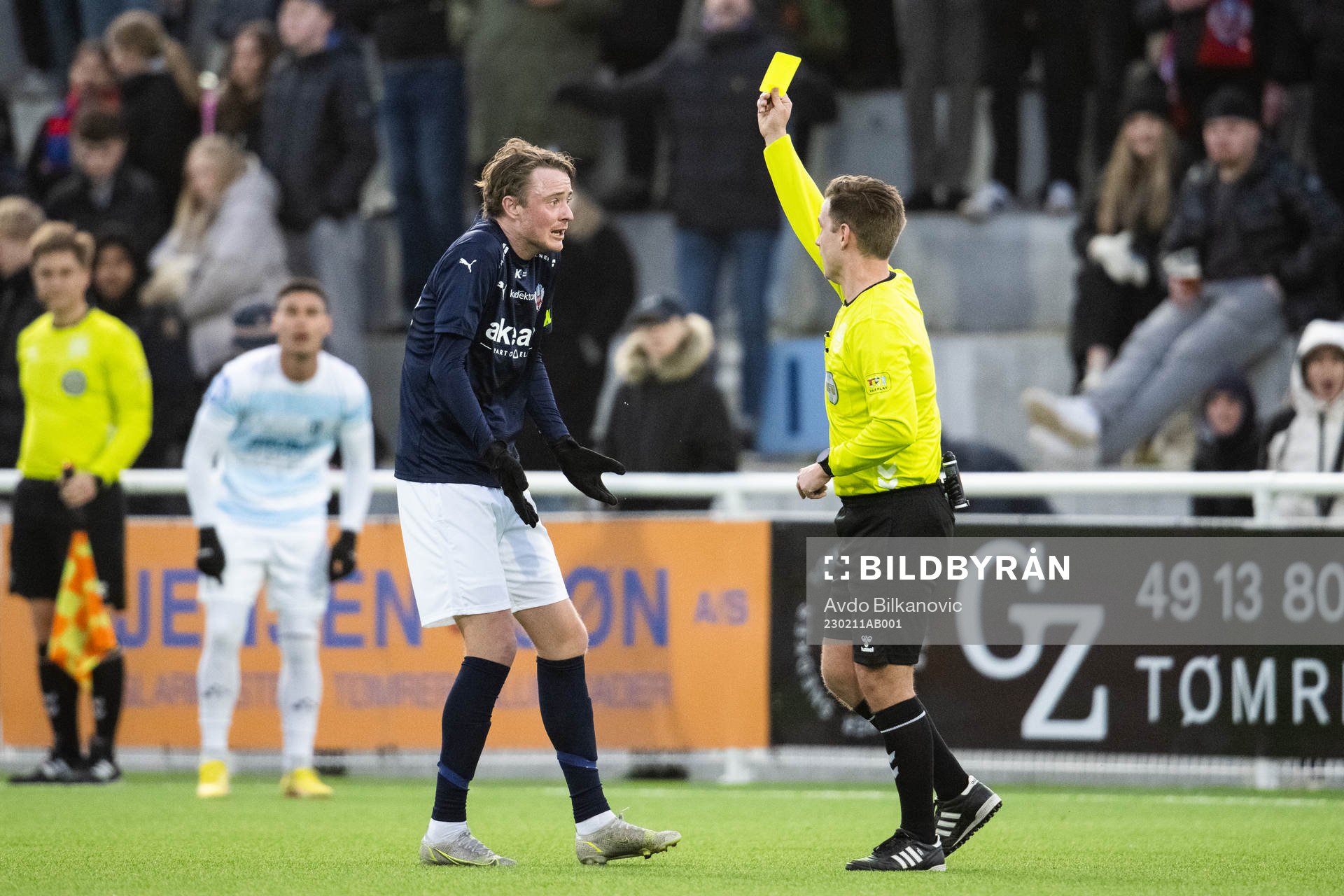 Helsingborgs Rasmus Jönsson får varning