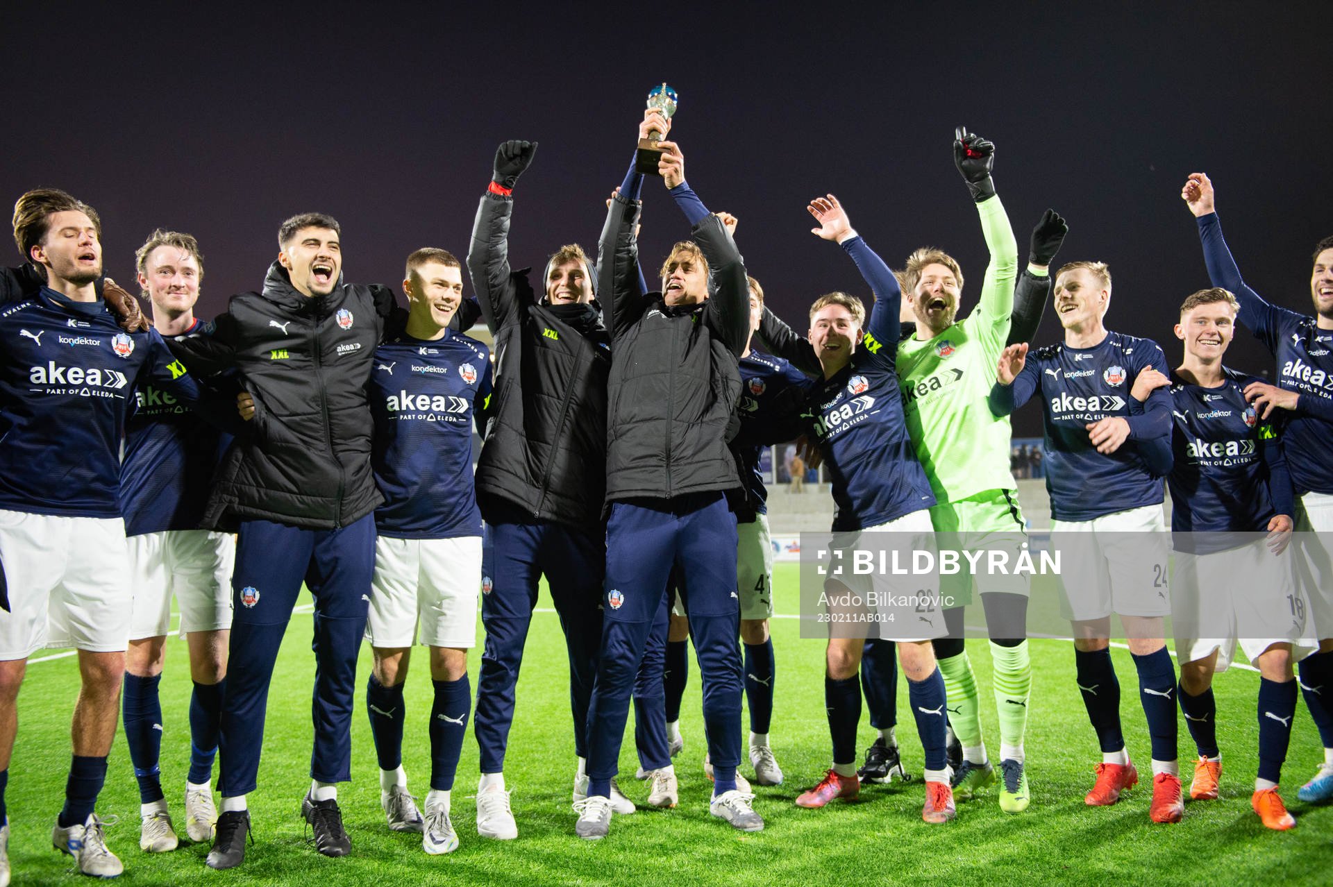 Helsingborgs spelare jublar efter slutsignalen under träningsmatchen mellan Helsingör och Helsingborg den 11 februari 2023 i Helsingör.