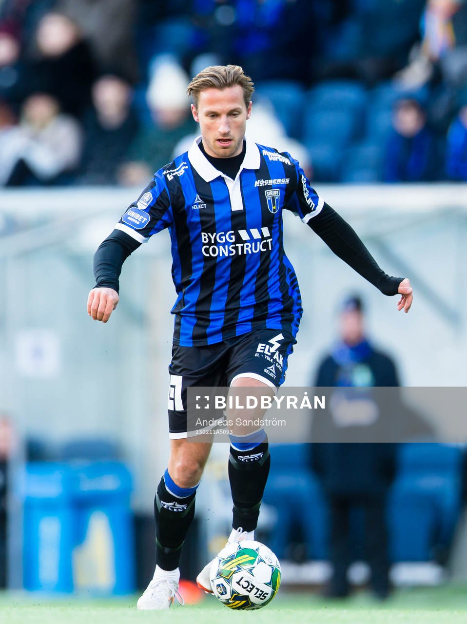 Sirius Daniel Stensson under träningsmatchen mellan Sirius och Djurgården den 11 februari 2023 i Uppsala. 