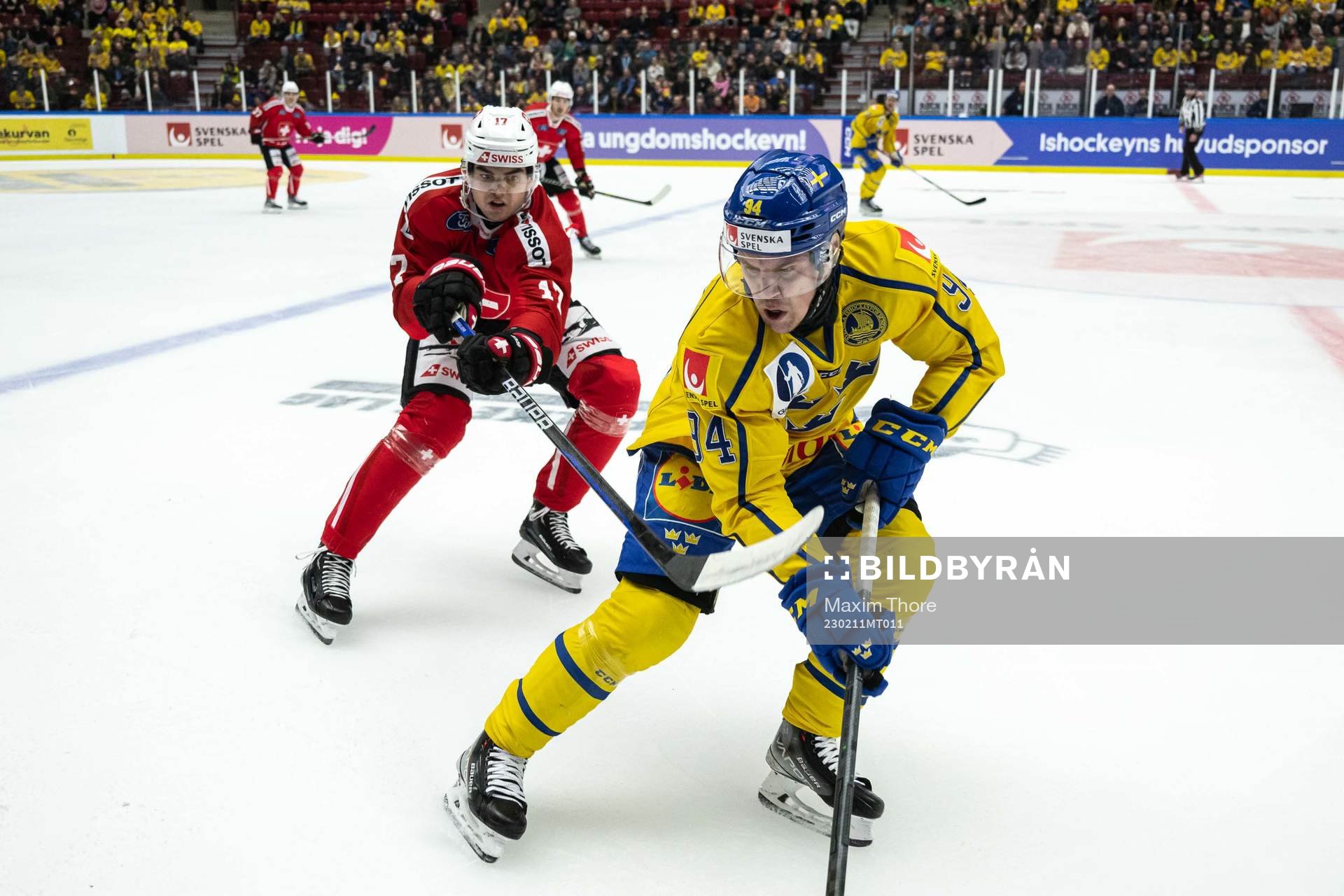 Lian Bichsel of Switzerland and Joel Persson of Sweden