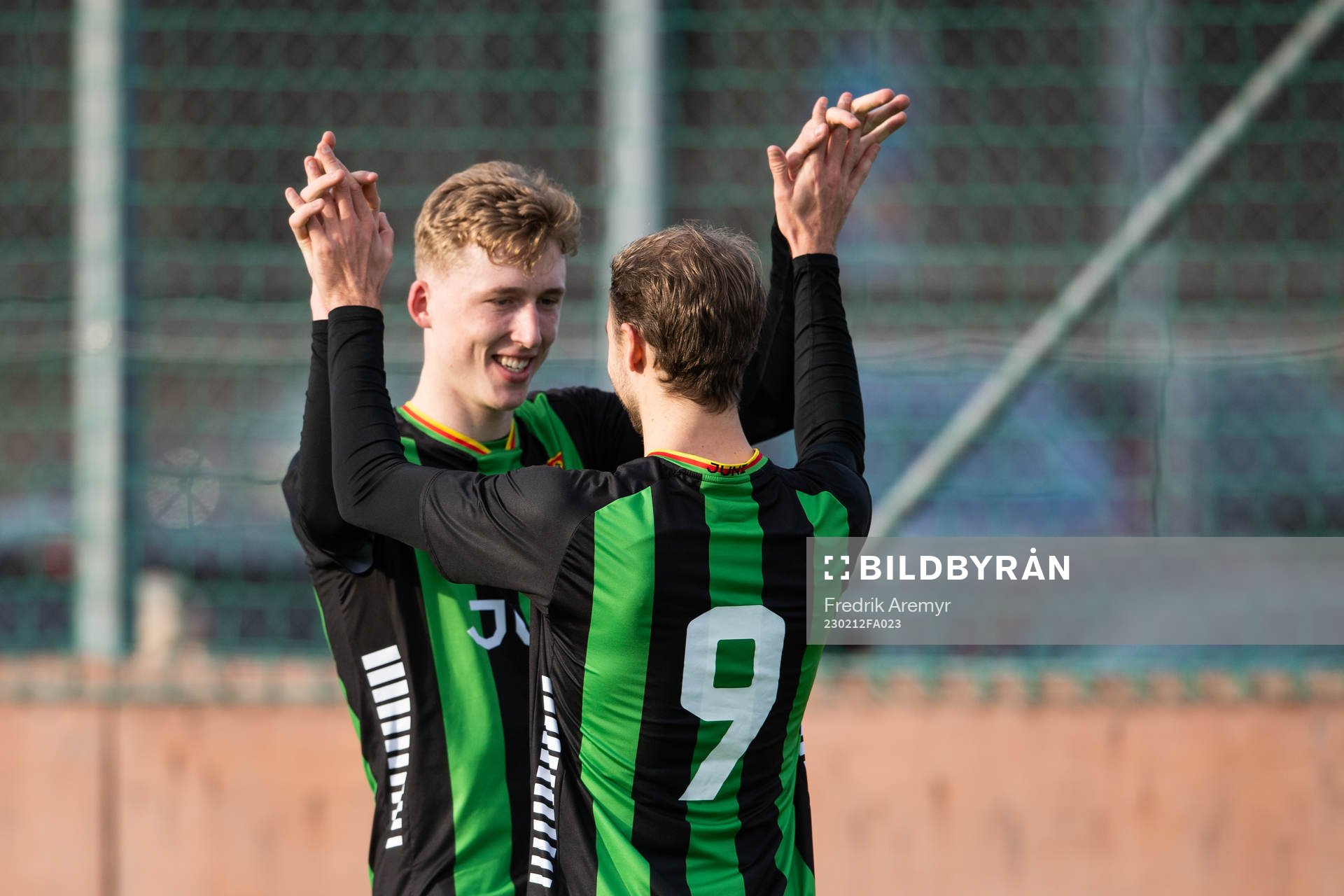 GAIS målskytt Filip Beckman jublar