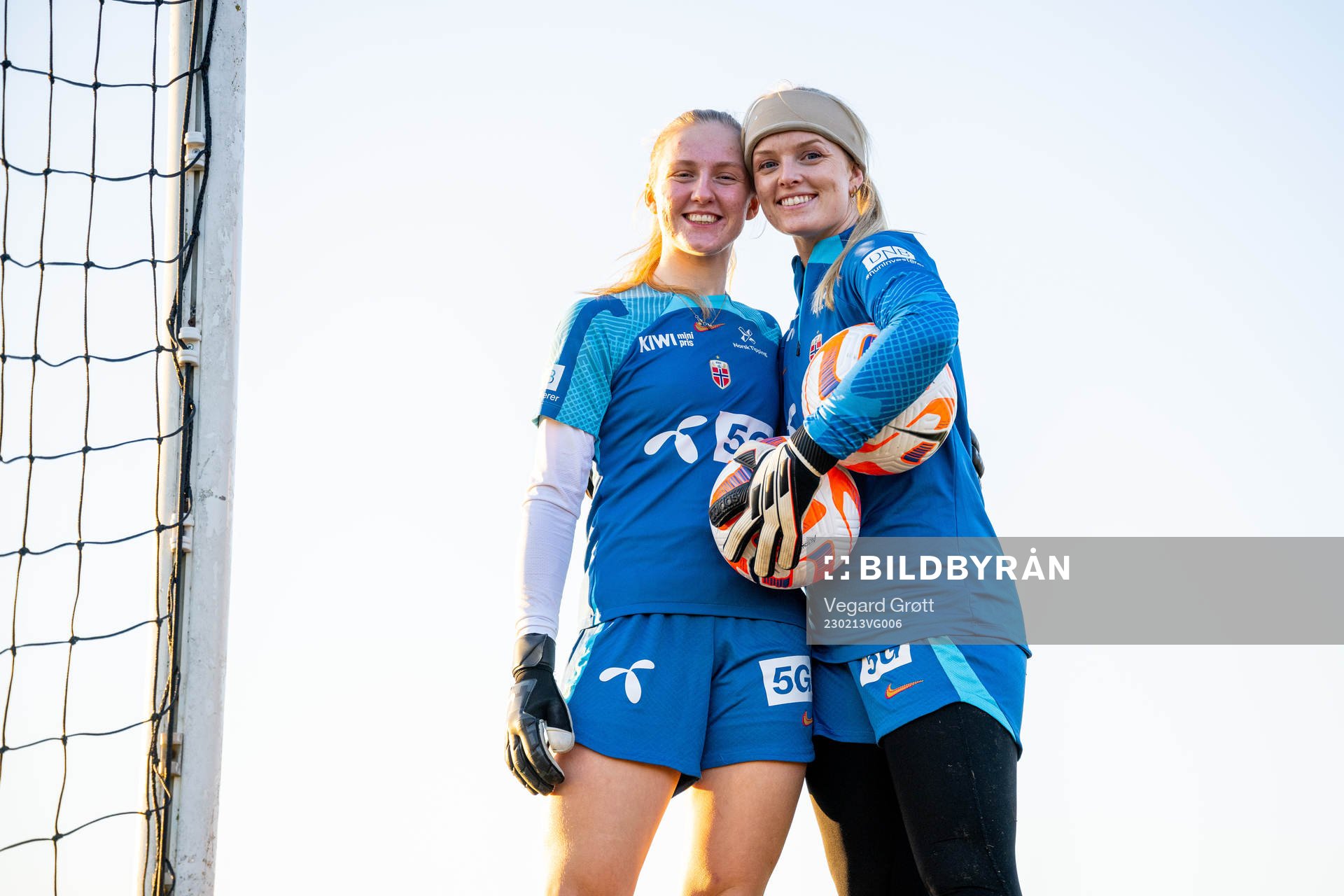 Goalkeeper Sunniva Skoglund and goalkeeper Guro Pettersen