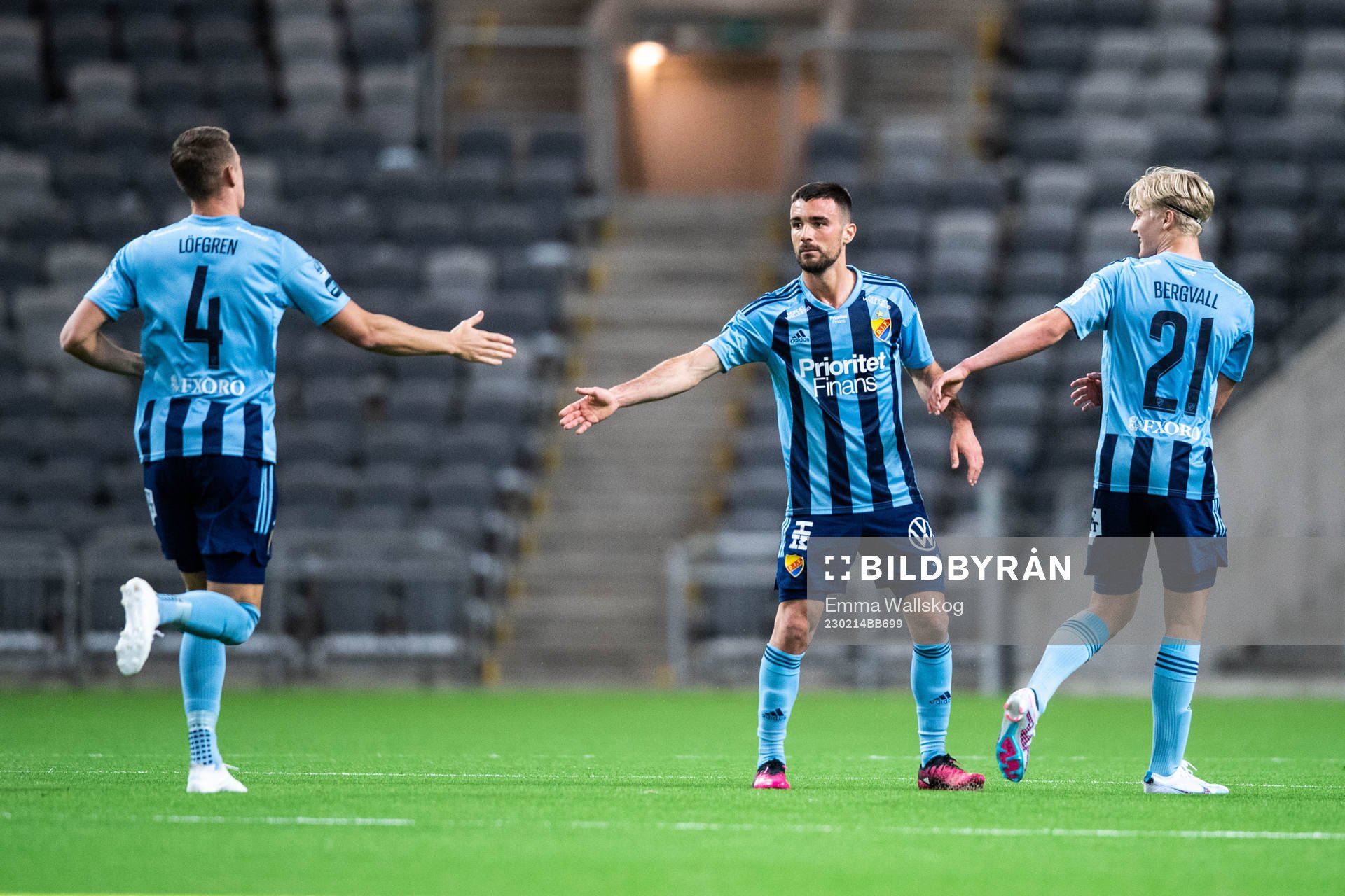 Djurgårdens Carlos Moros Gracia jublar med Jesper Löfgren