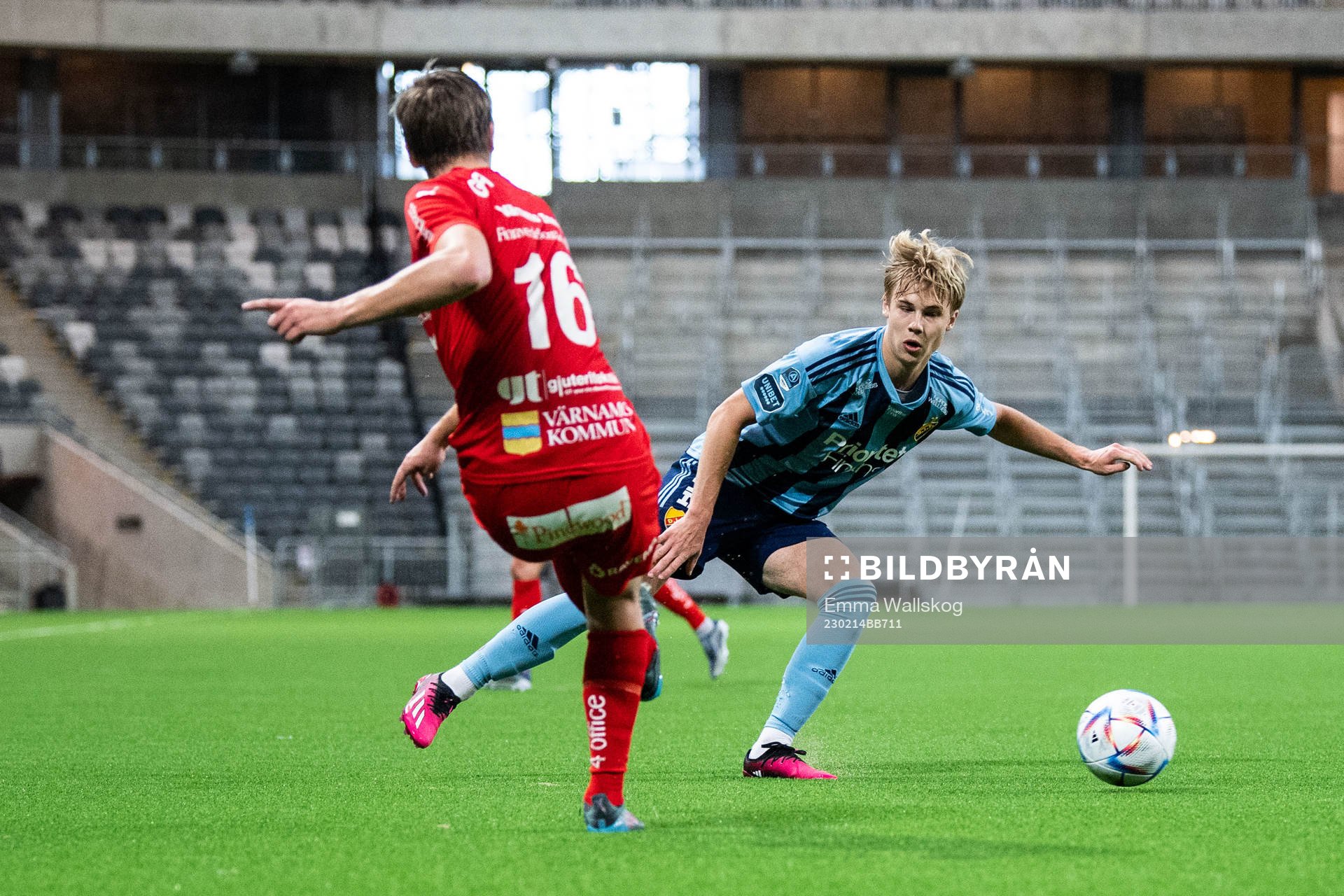 Djurgårdens Theo Bergvall under träningsmatchen i fotboll mellan Djurgården och Värnamo den 14 februari 2023 i Stockholm. 