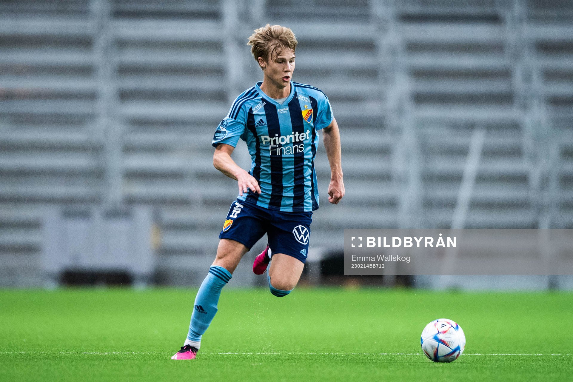 Djurgårdens Theo Bergvall under träningsmatchen i fotboll mellan Djurgården och Värnamo den 14 februari 2023 i Stockholm. 