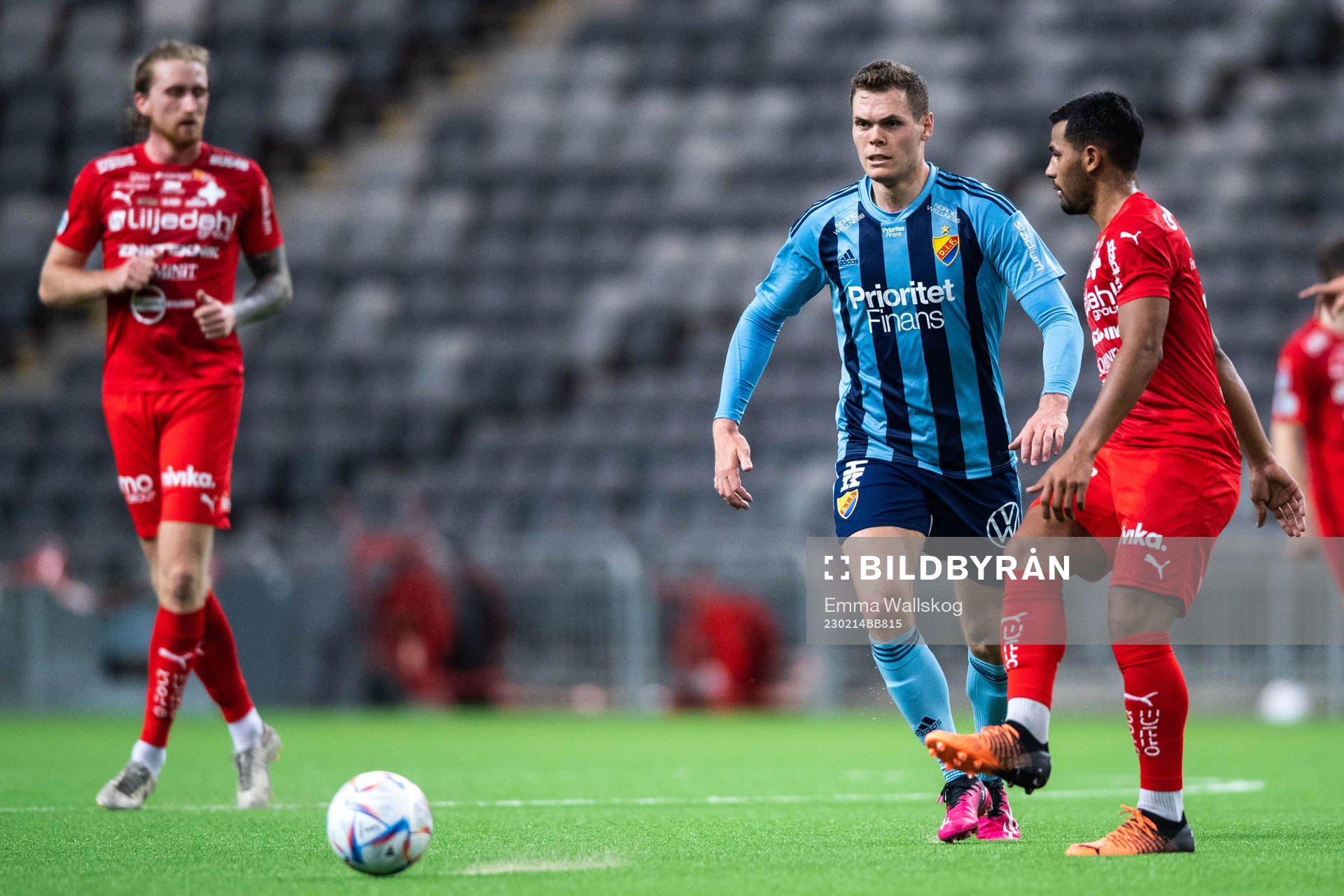 Djurgårdens Jacob Bergström och Värnamos Wenderson