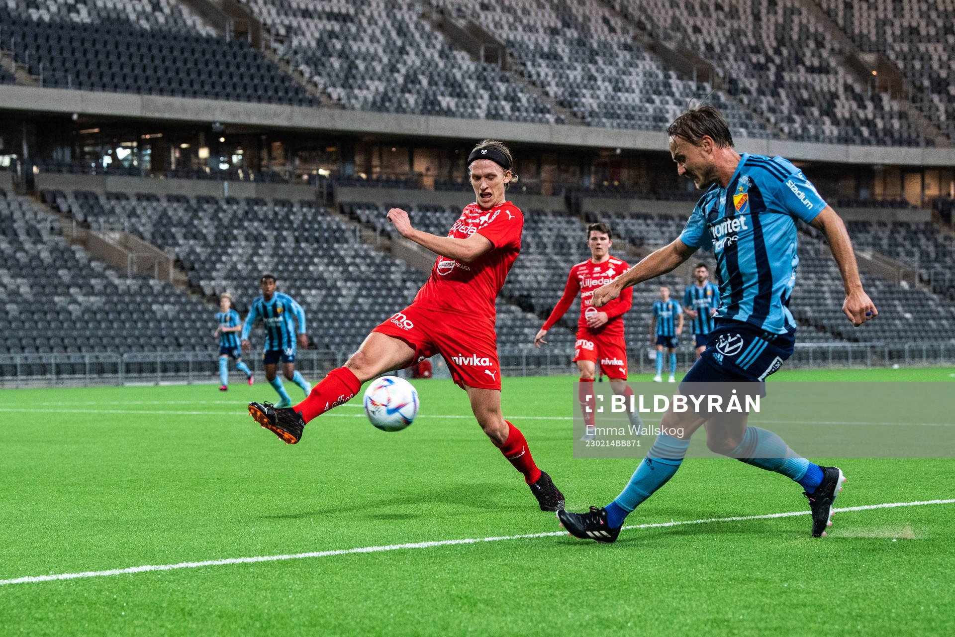 Värnamos Charlie Vindehall och Djurgårdens Pierre Neurath