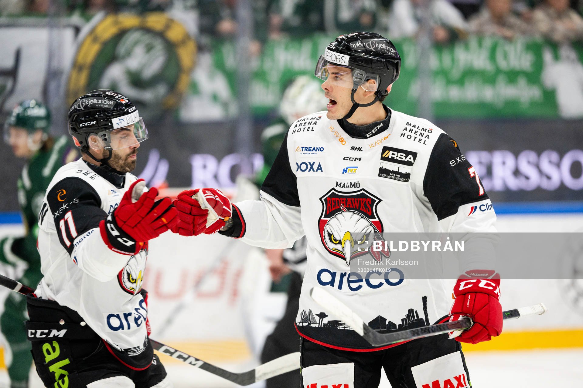 Malmö Redhawks Markus Lauridsen och Oliver Lauridsen jublar