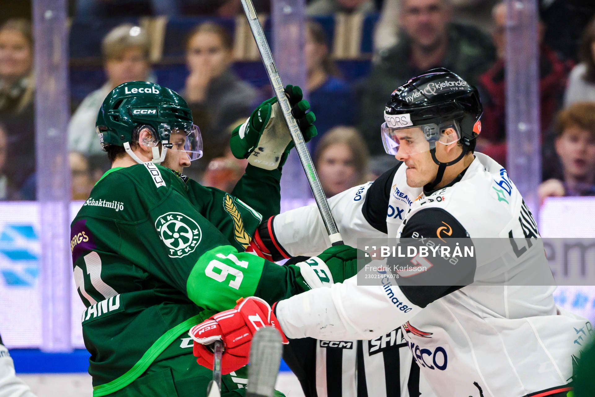 Färjestads Eric Engstrand och Malmö Redhawks Oliver