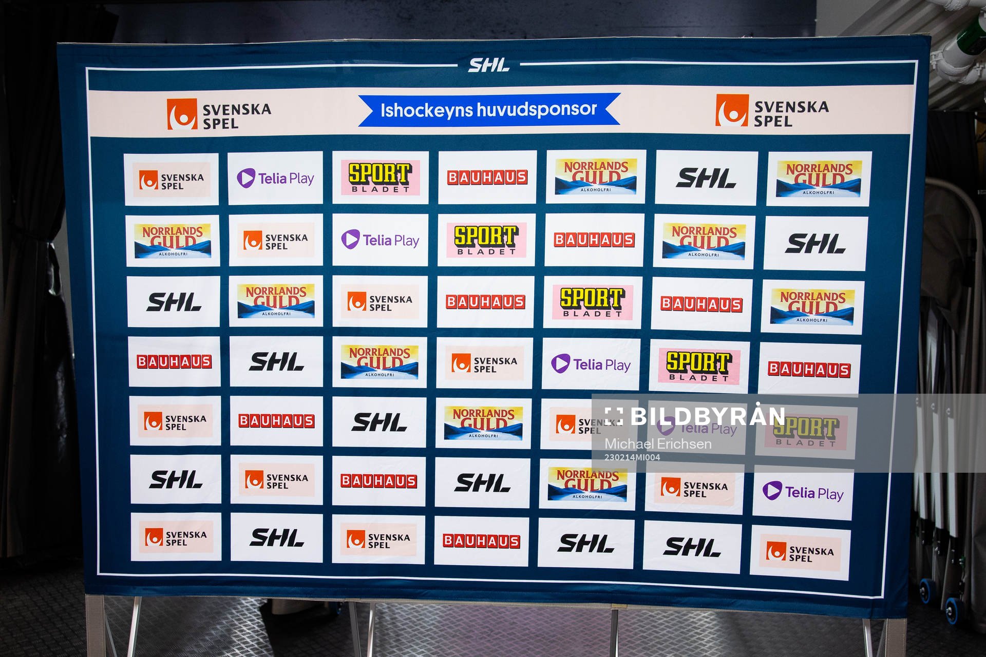 Partnerväggen i mixed zone innan ishockeymatchen i SHL