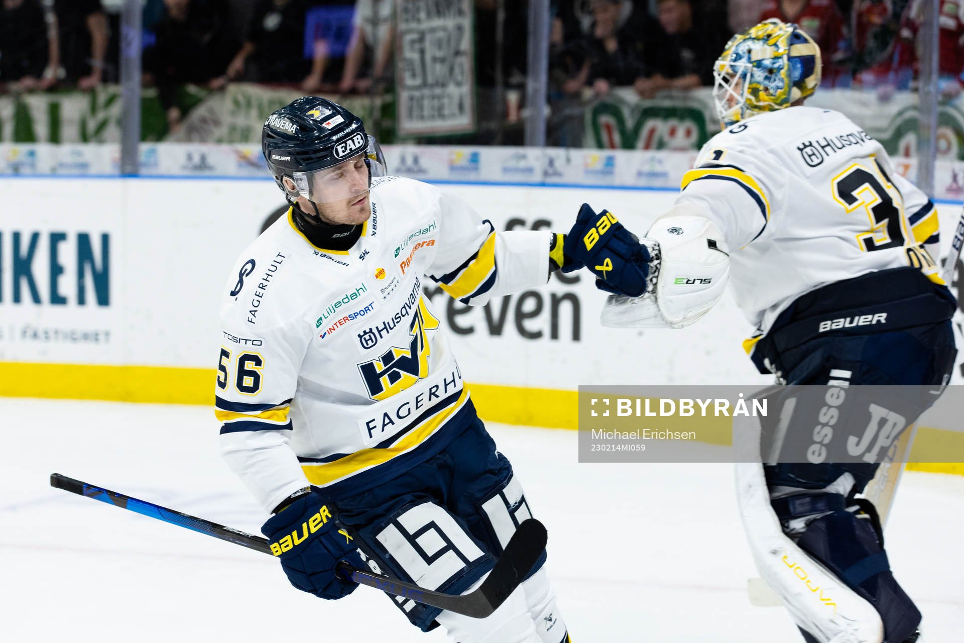 HV71s Fredrik Forsberg jublar