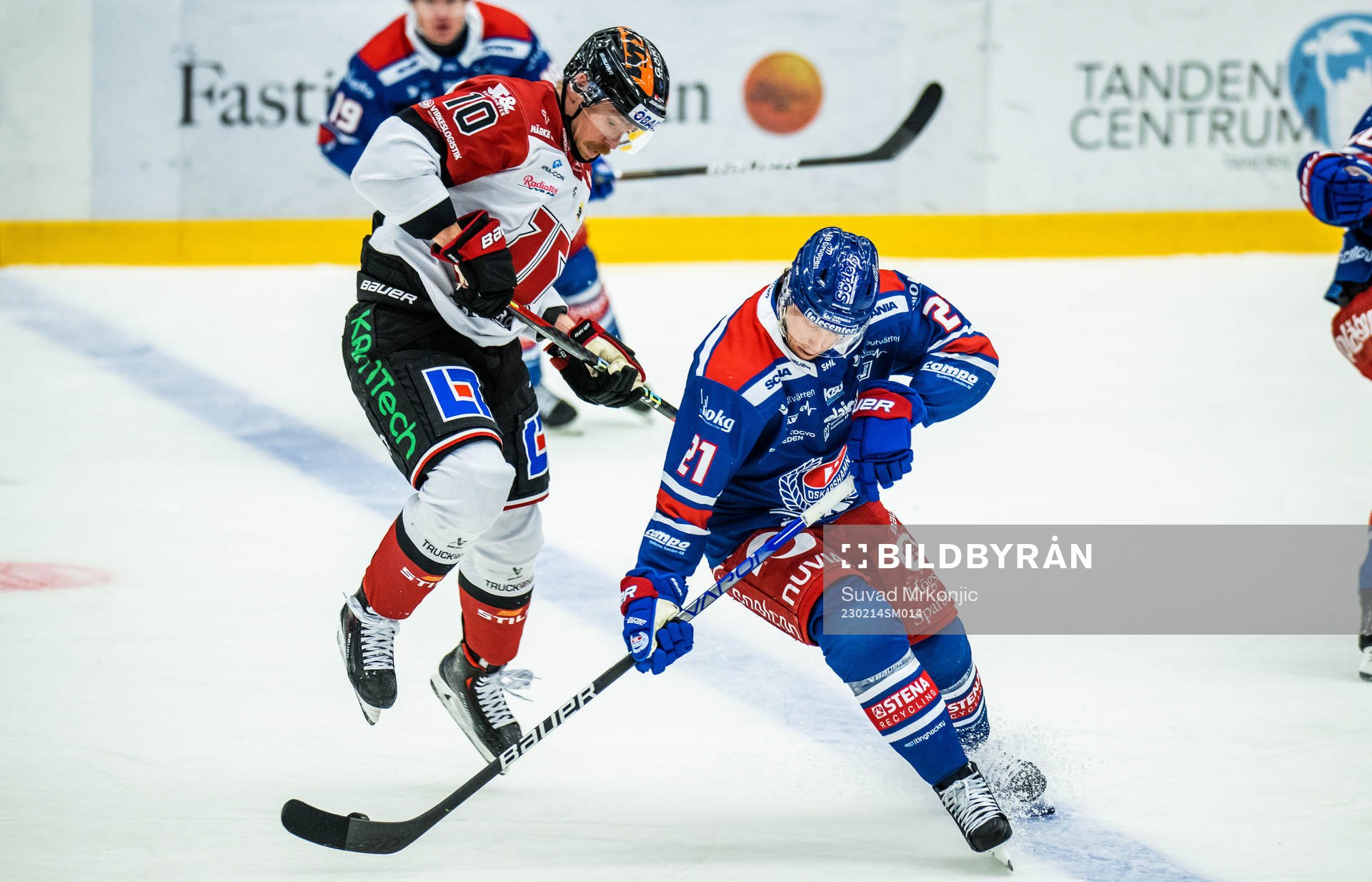 Örebros Rihards Marenis och Oskarshamns Myles Powell