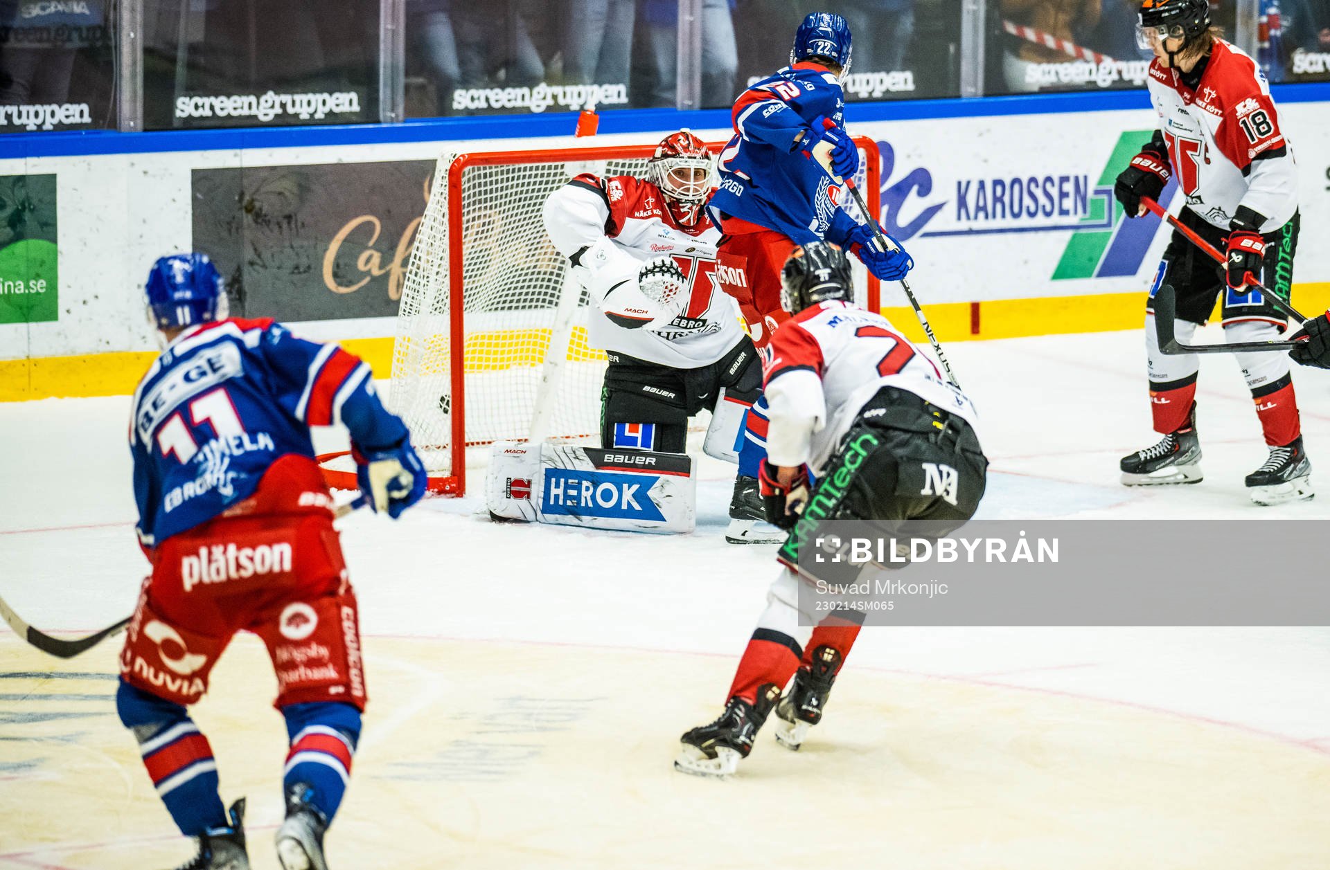 Här gör Oskarshamns Antti Suomela  4-3