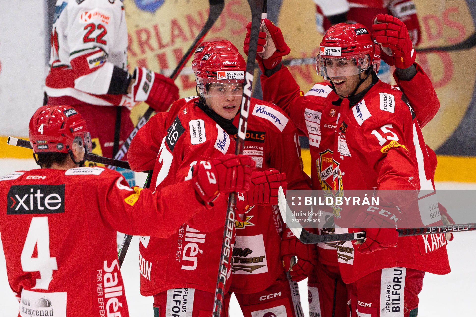 Almtunas Marcus Karlström jublar