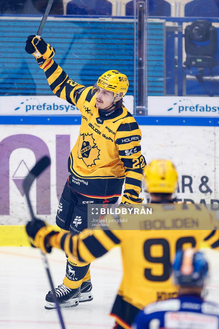 Skellefteås Jonathan Johnsson jublar