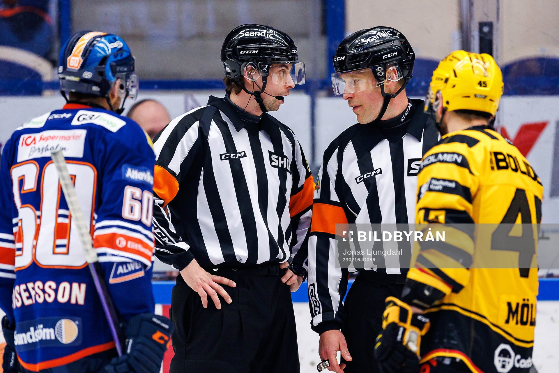 Domare Johan Wedin och Domare Tobias Björk