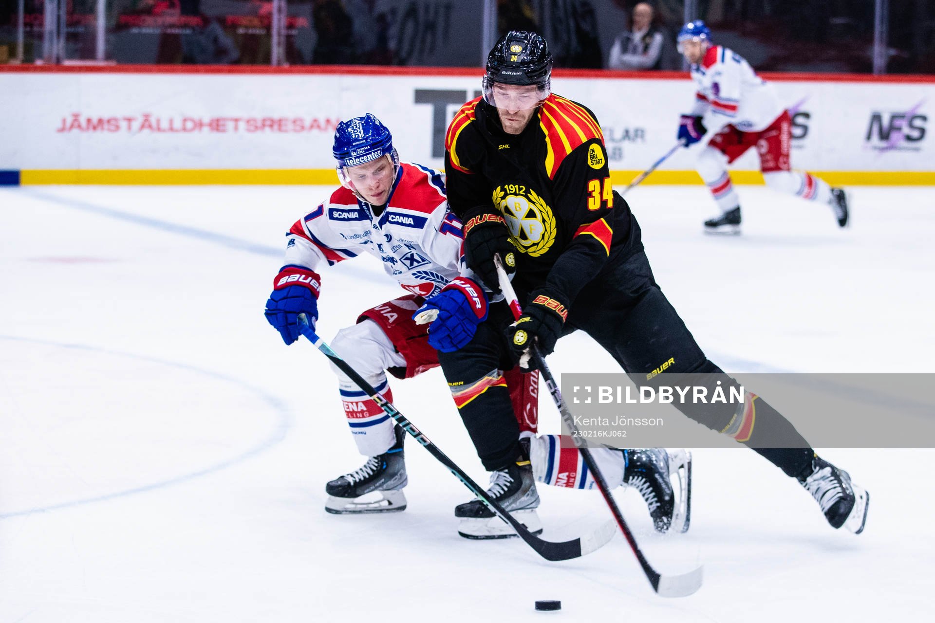 Oskarshamns Antti Suomela och Brynäs Oscar Eklind