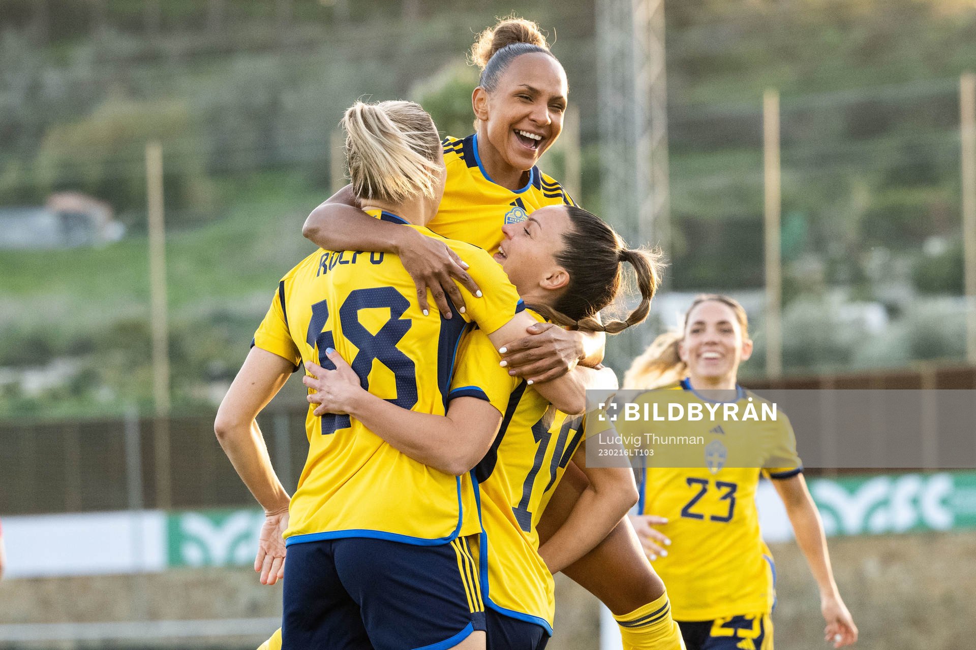 Johanna Rytting Kaneryd of Sweden celebrates with Fridolina