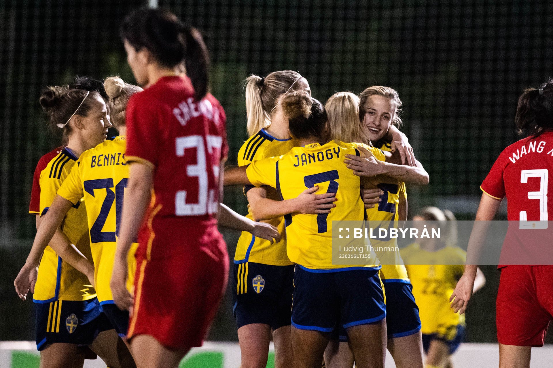 Nathalie Björn of Sweden celebrates with team mates