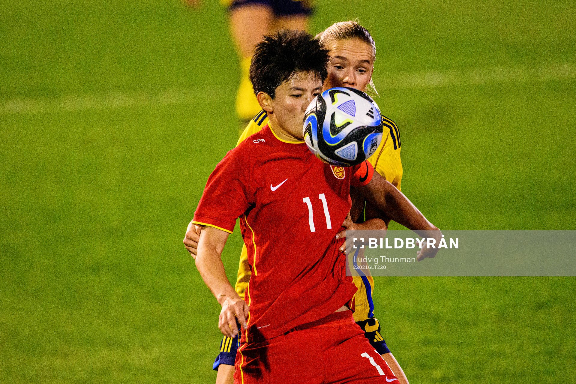 Hanna Lundkvist of Sweden and Wang Shanshan of China