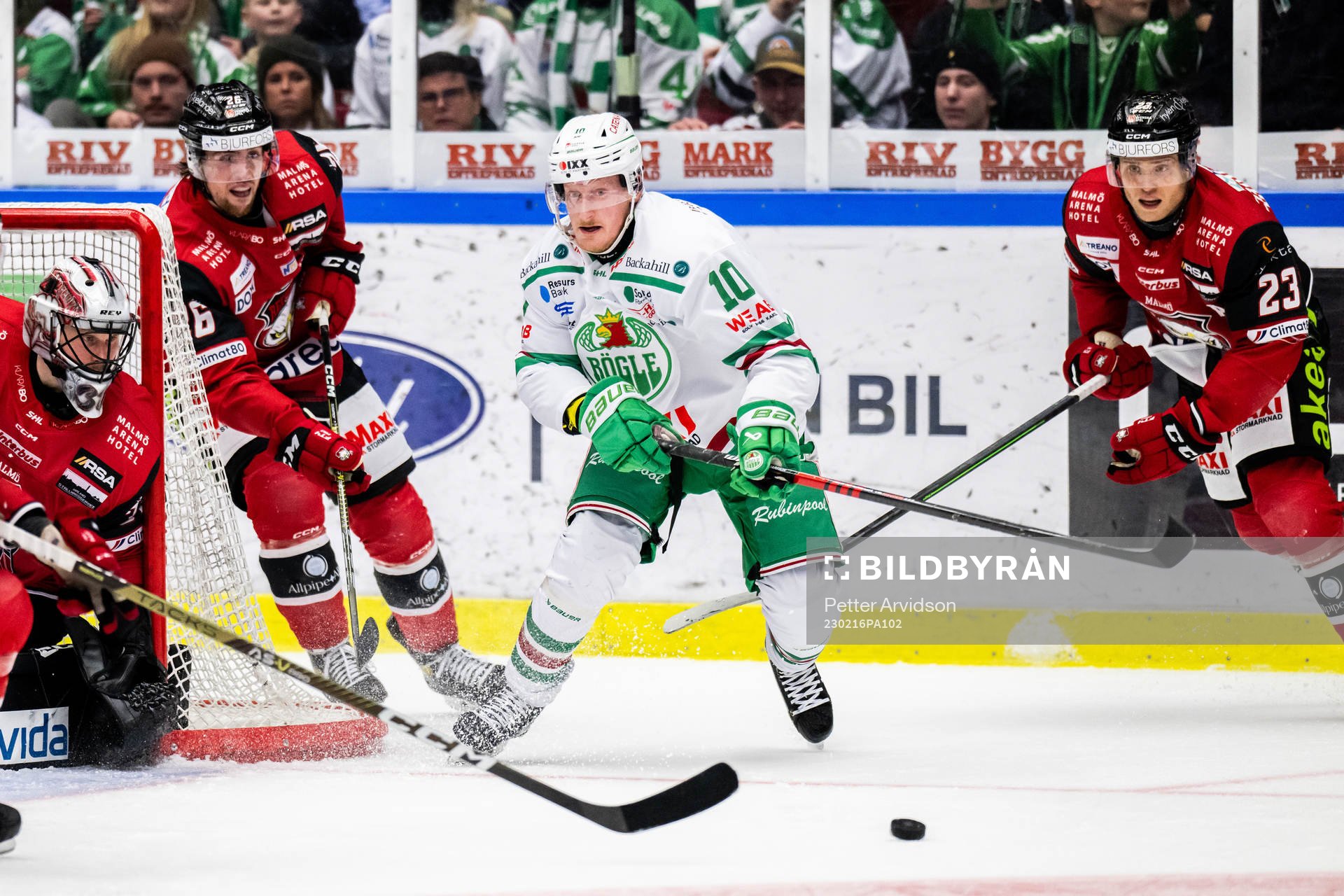 Rögles Simon Hjalmarsson mot Malmö Redhawks Thomas