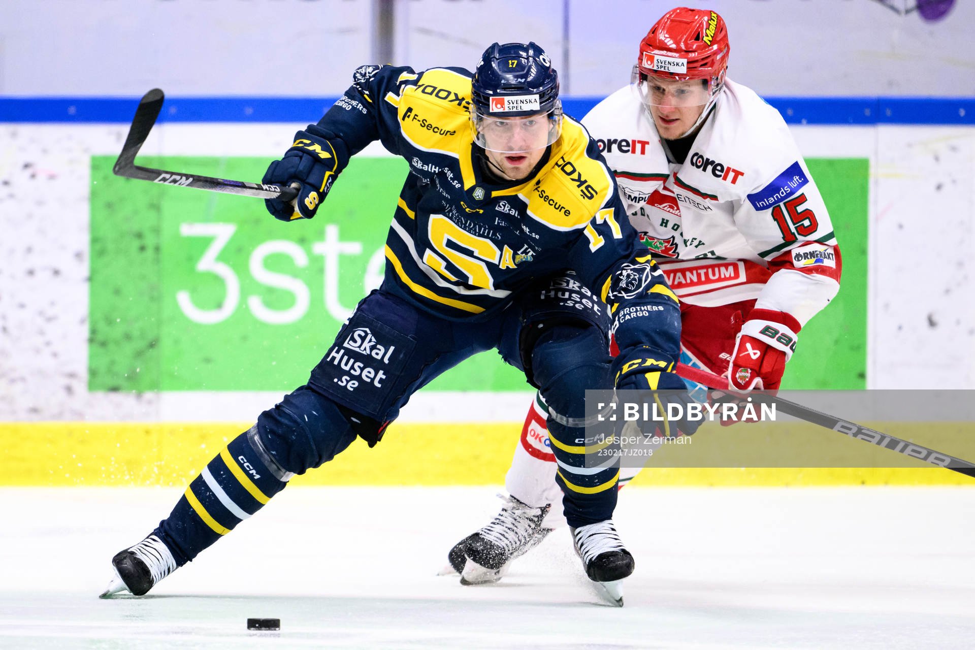 +Södertäljes Johan Ivarsson och Modos Filip Sveningsson