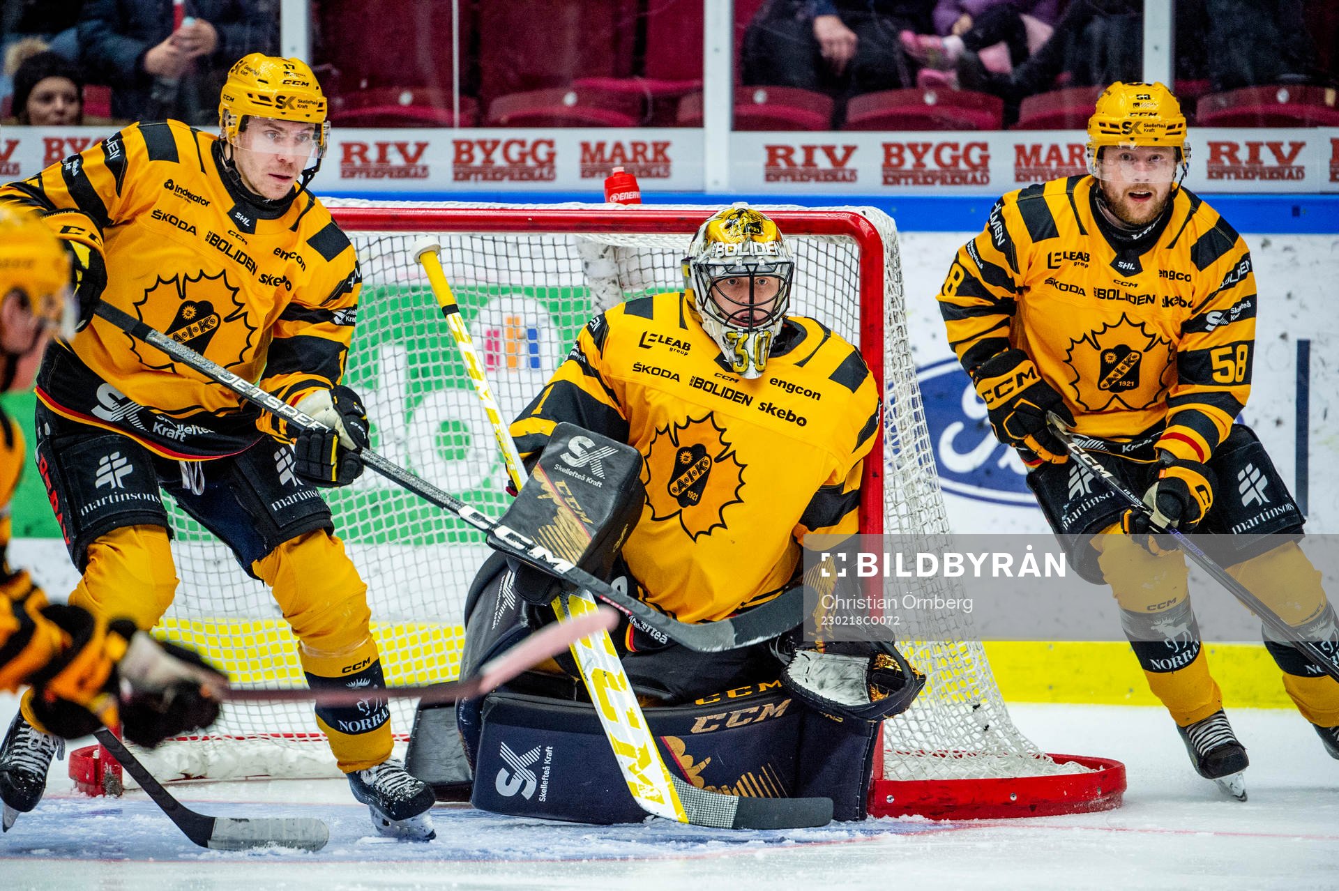 Skellefteås Pär Lindholm, målvakt Alexander Hellnemo och