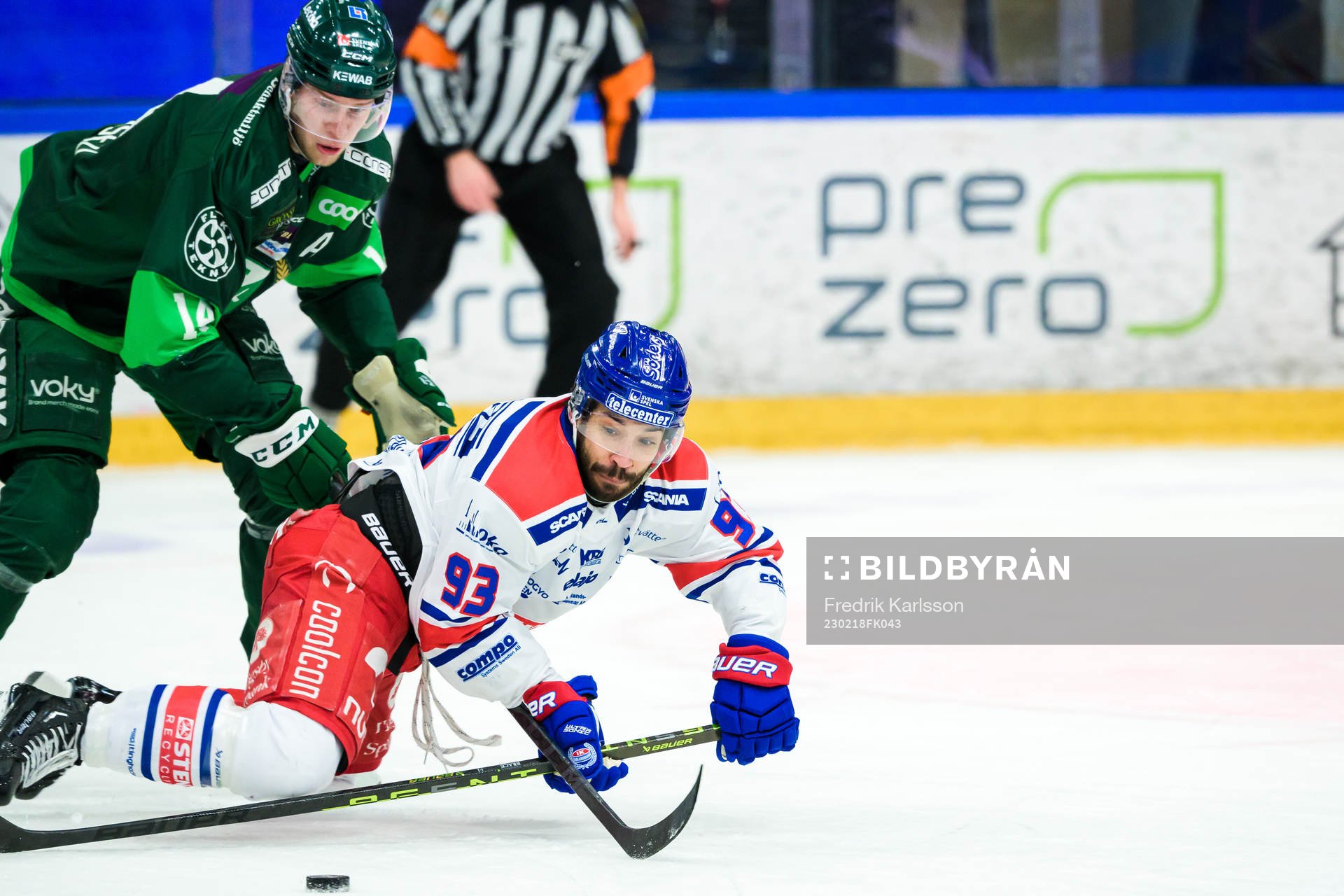 Färjestads Victor Ejdsell och Oskarshamns Cameron Brace