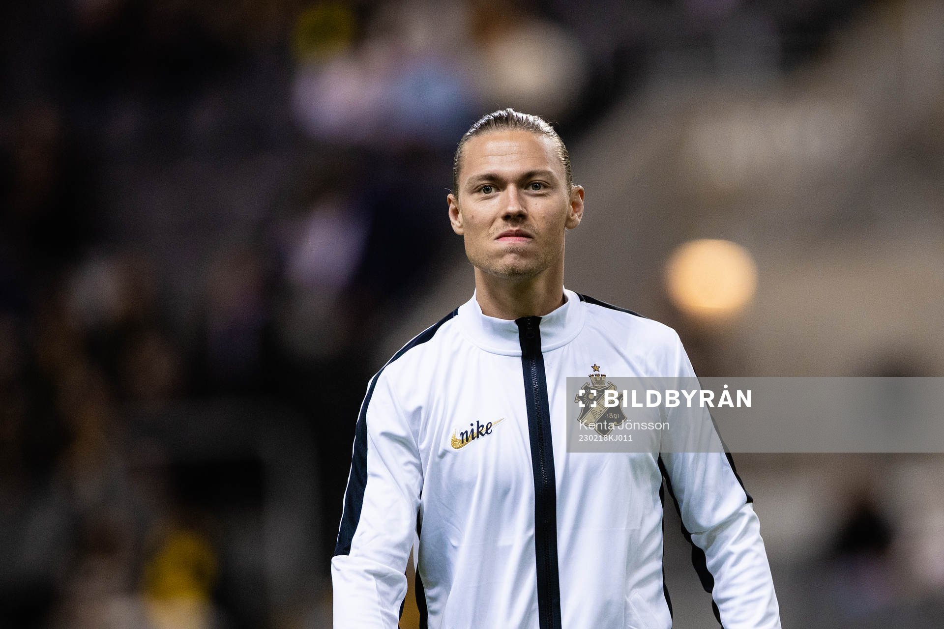 s Viktor Fischer