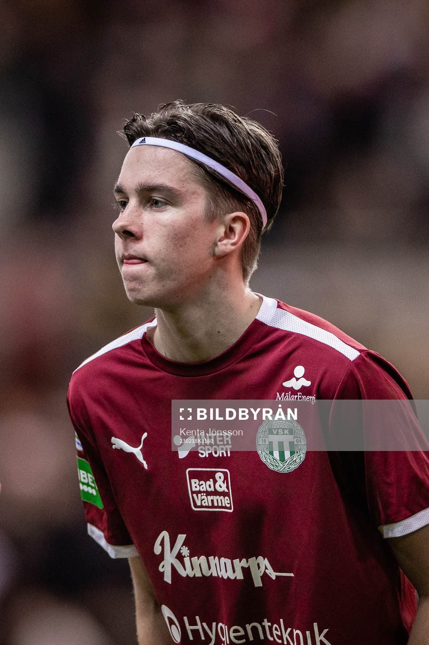 Västerås Max Larsson inför fotbollsmatchen i Svenska Cupen mellan AIK och Västerås SK den 18 februari 2023 i Stockholm. 