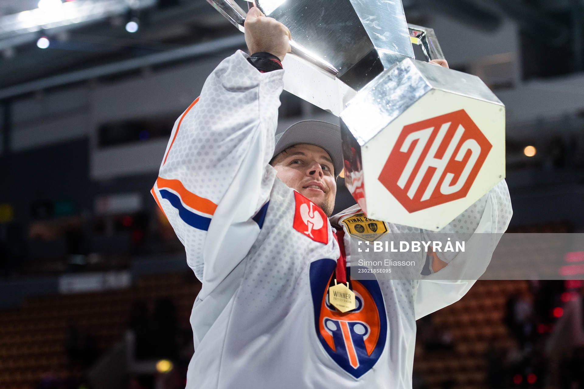 Tapparas Kristian Kuusela celebrates with trophy
