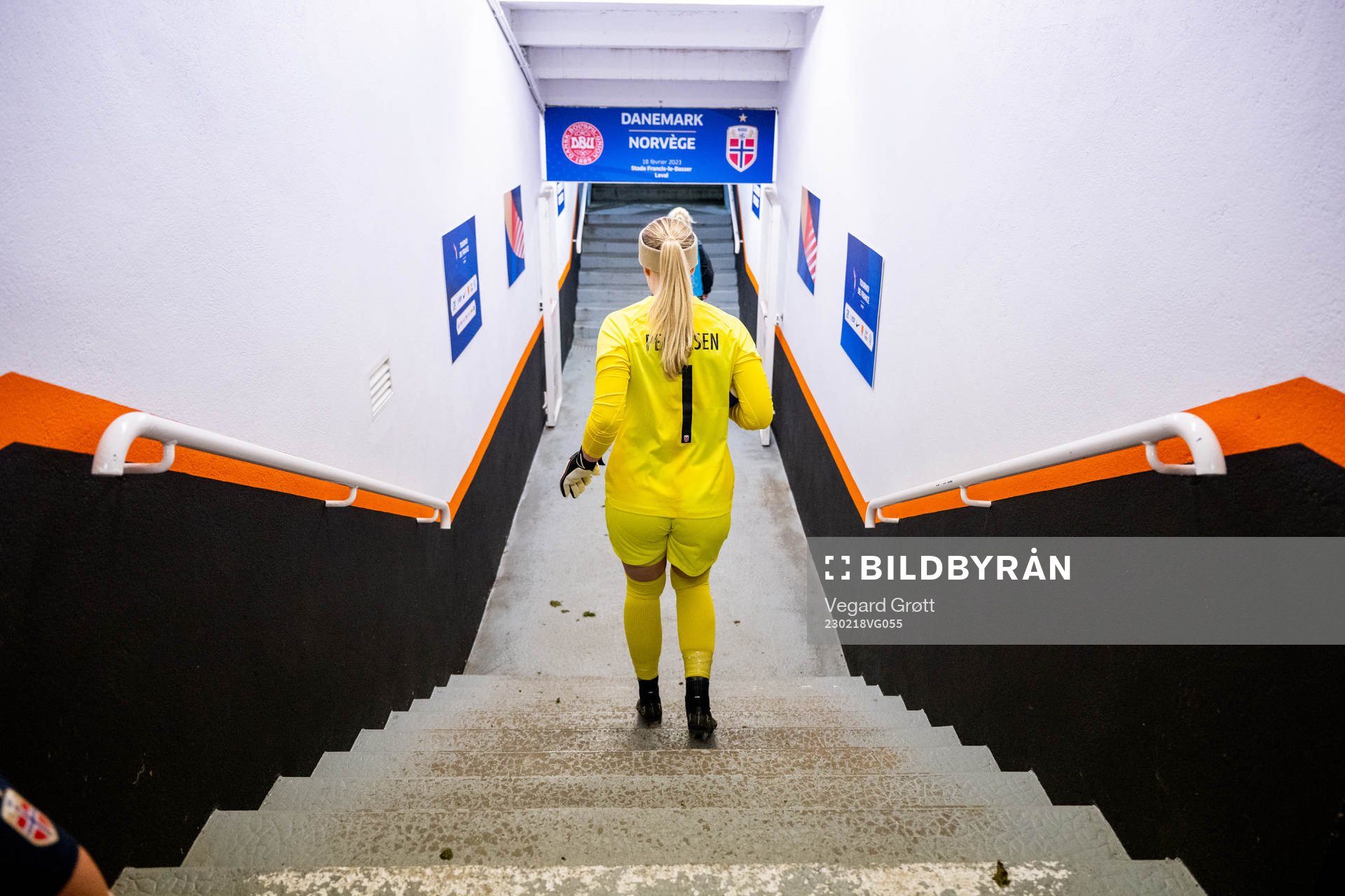 Goalkeeper Guro Pettersen of Norway in the half-time break