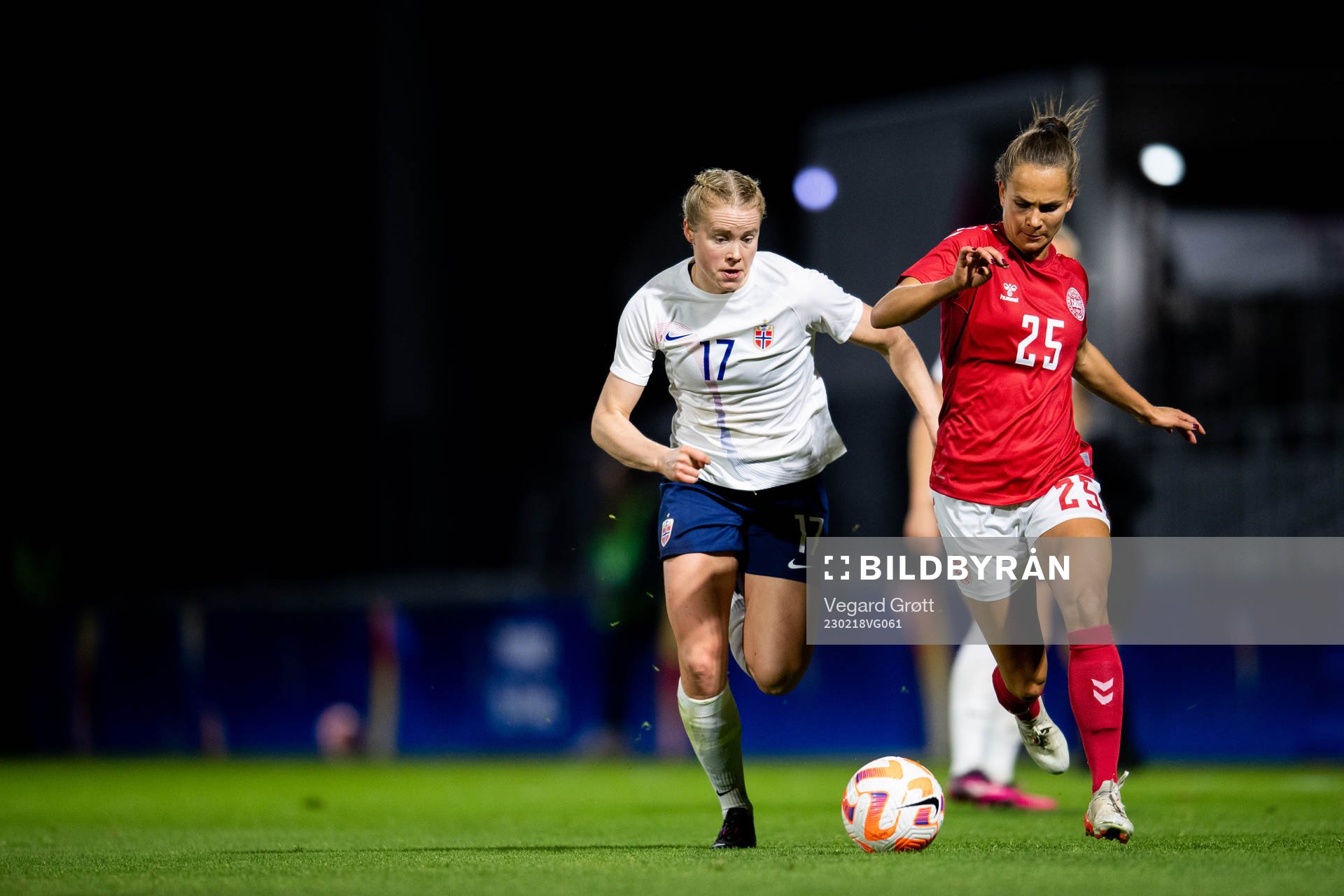 Julie Blakstad of Norway and Frederikke Skjødt Thøgersen