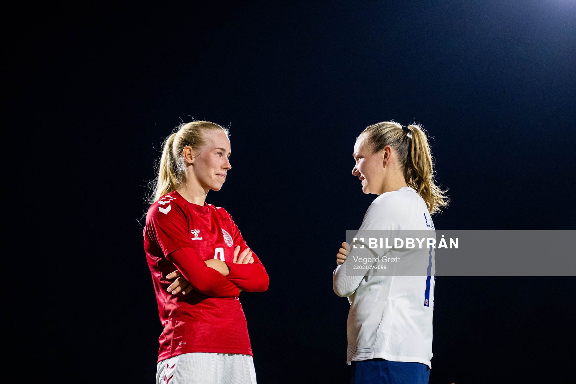 Amalie Vangsgaard of Denmark and Frida Maanum of Norway