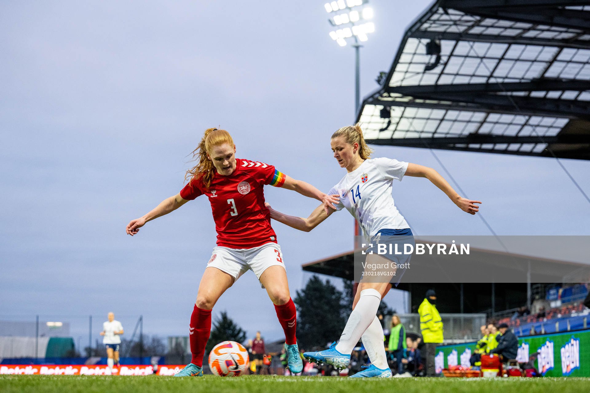 Stine Ballisager Pedersen of Denmark and Thea Sørbo of