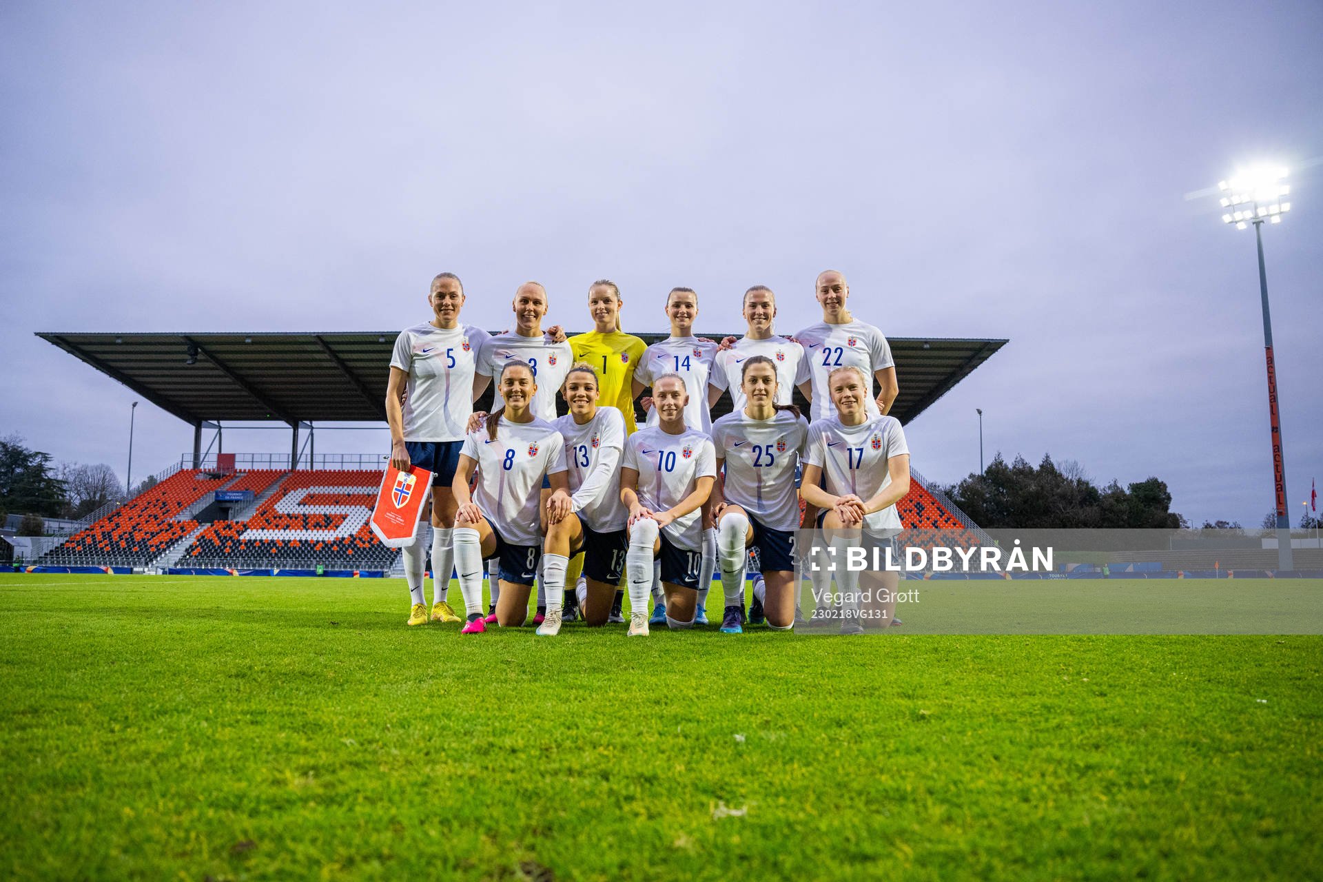 The starting eleven of Norway pose for a team photo