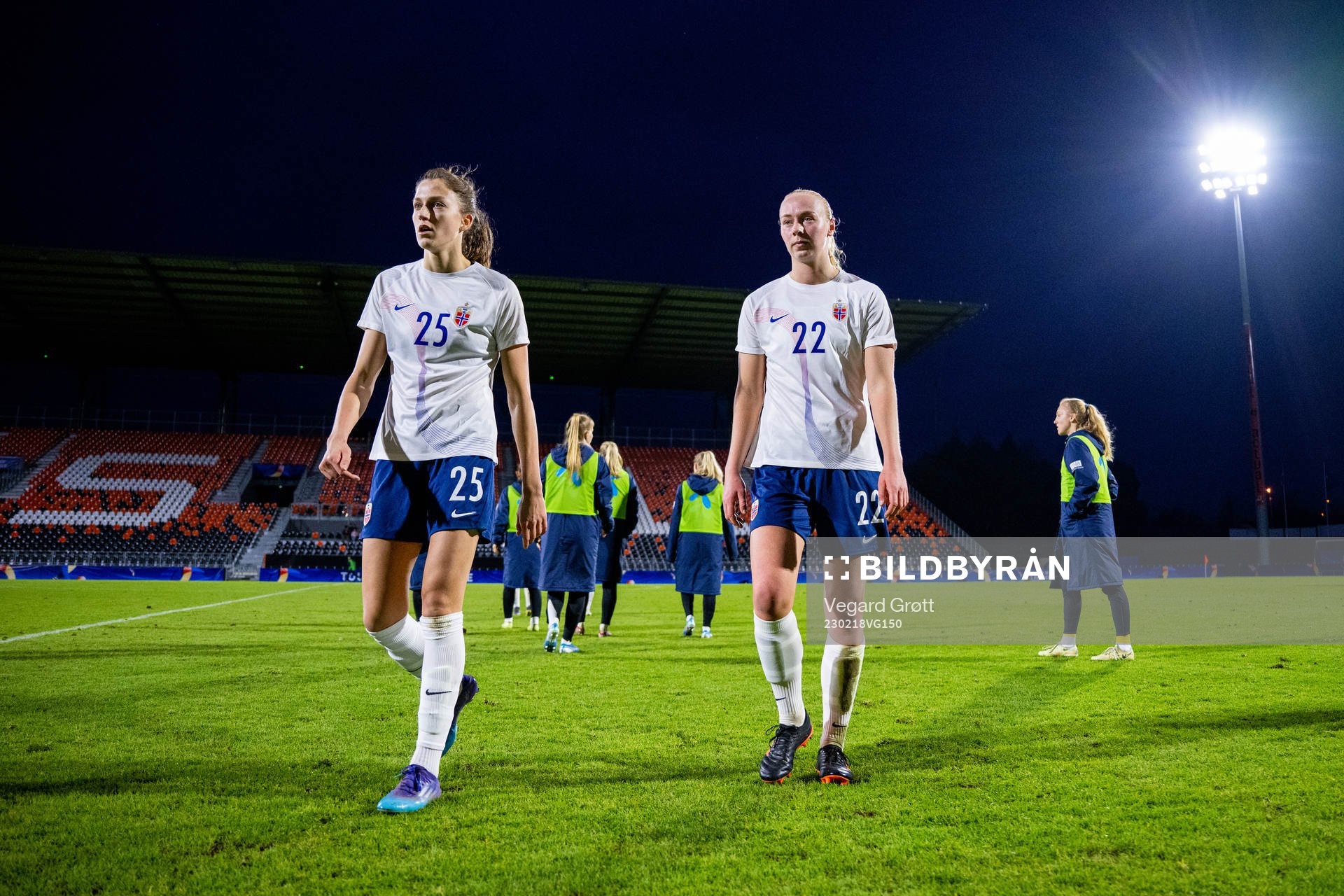 Emma Stølen Godø and Sara Hørte of Norway at half-time