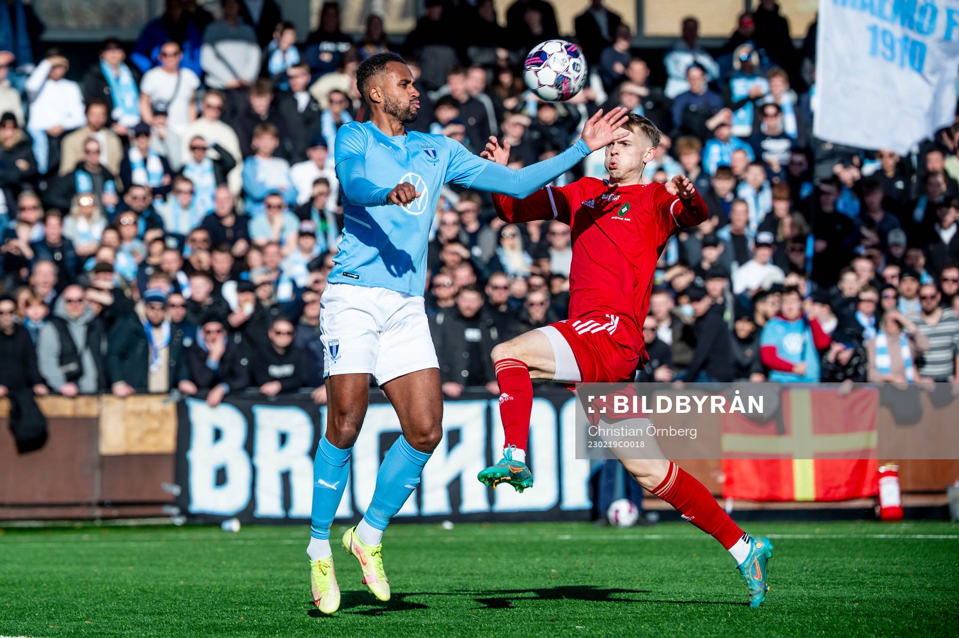 Malmö FFs Isaac Kiese Thelin mot Skövde AIKs Lukas Rhöse