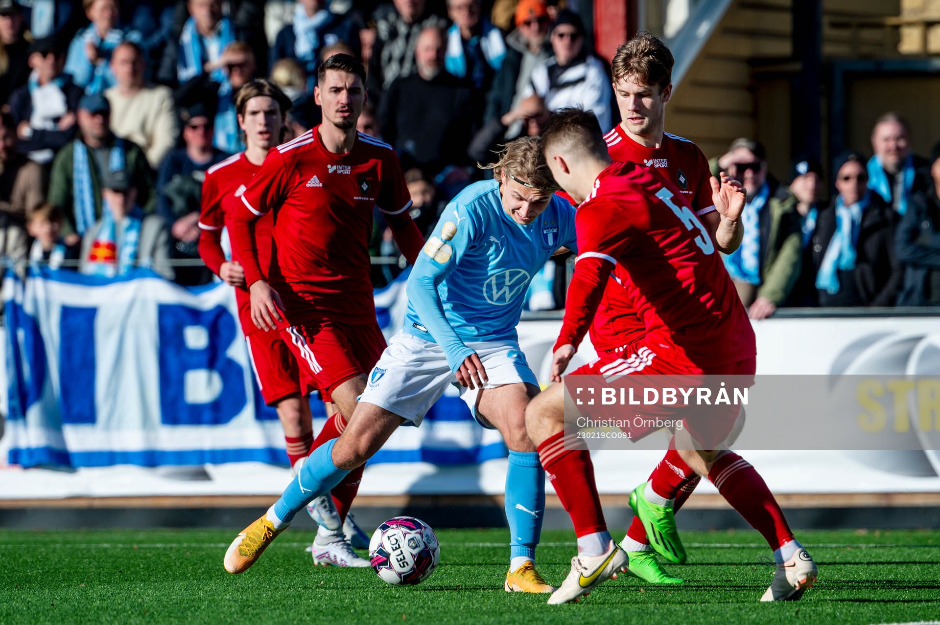 Malmö FFs Sebastian Nanasi mot Skövde AIKs Gustav Broman