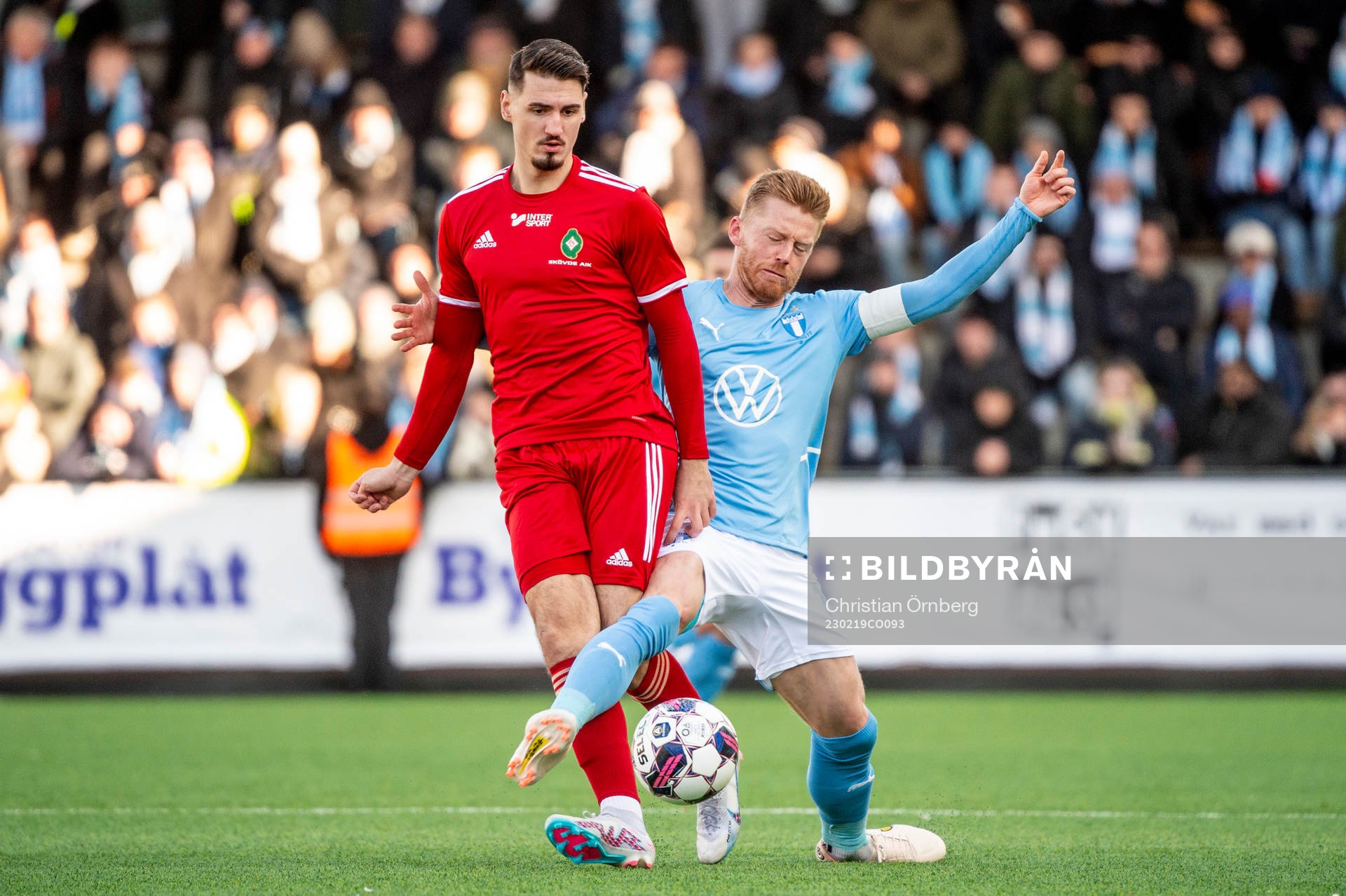 Skövde AIKs Aldin Basic mot Malmö FFs Anders Christiansen