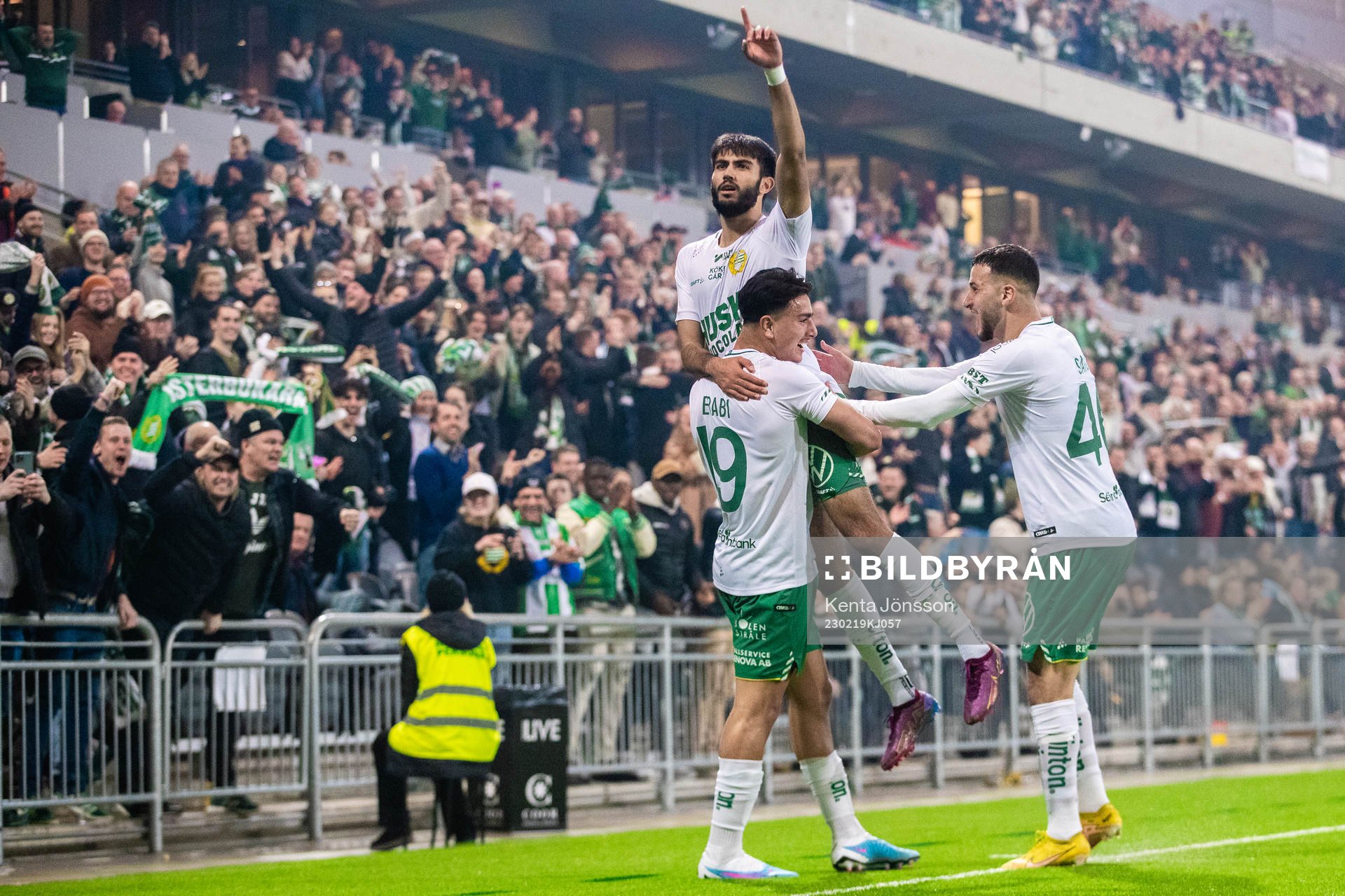 Hammarbys Montader Madjed jublar med Jusef Erabi och