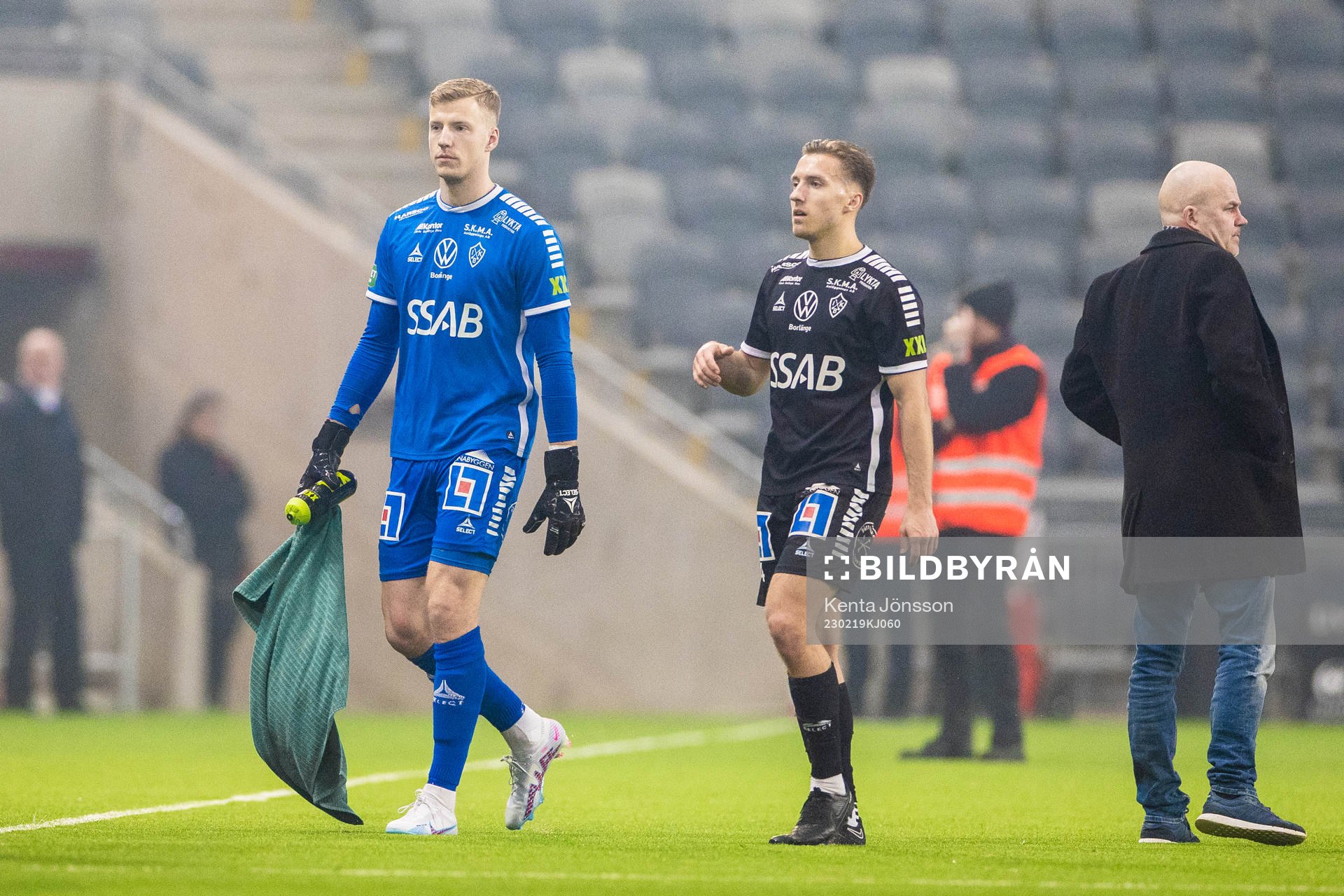 Brages målvakt Viktor Frodig deppar
