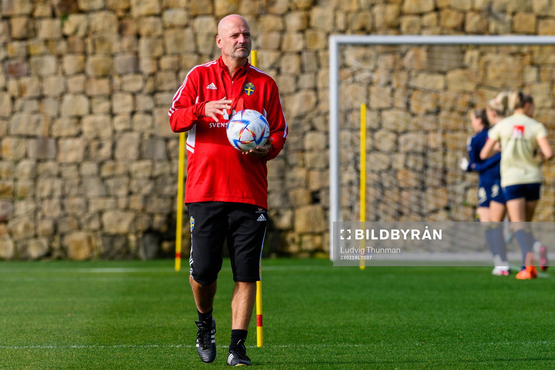 Assistant coach Magnus Wikman during a training session with the women's national football team of Sweden on February 19, 2023 in Marbella. 