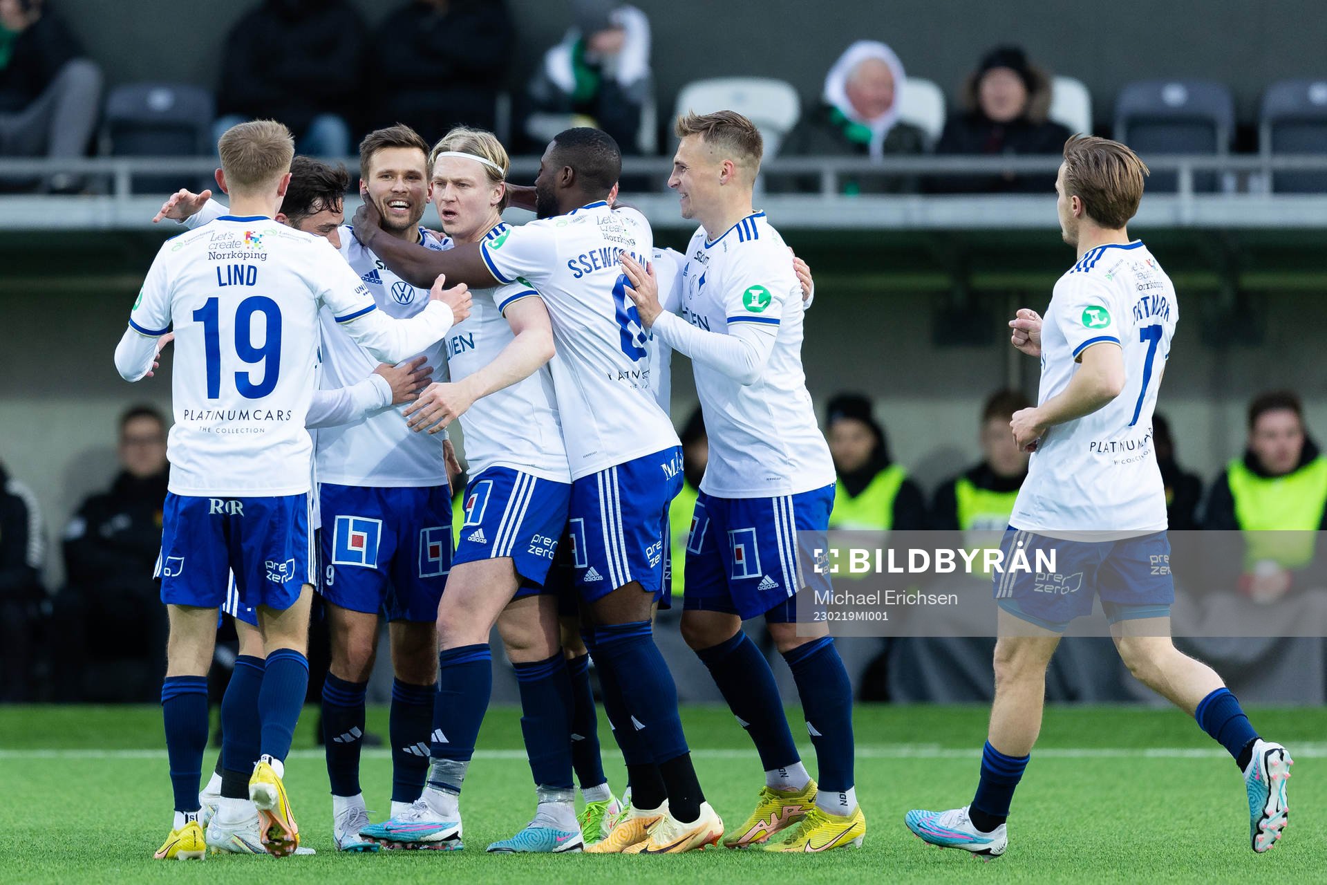 Norrköpings  Arnor Traustason jublar