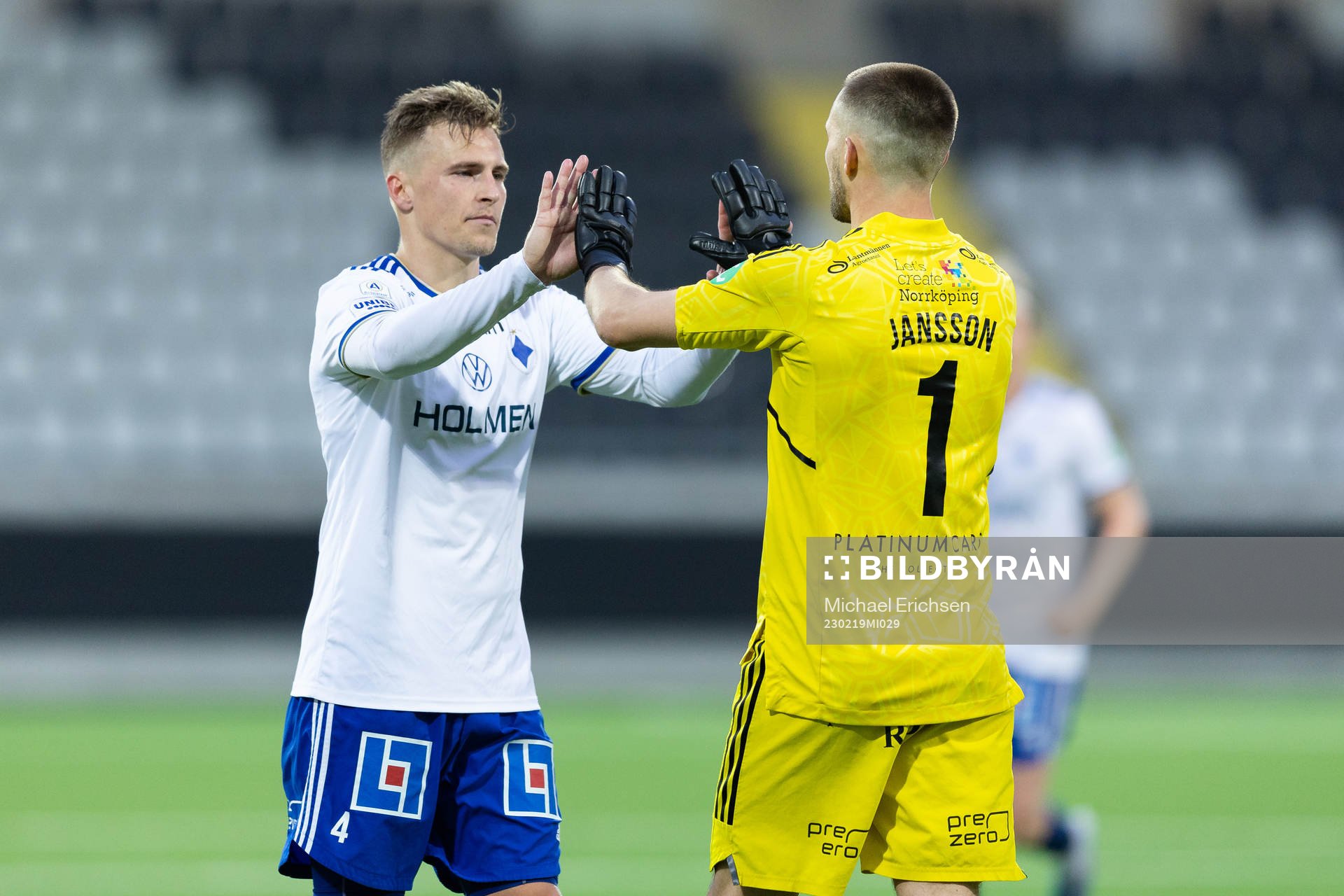 Norrköpings Marco Lund Nielsen jublar ihop med målvakt