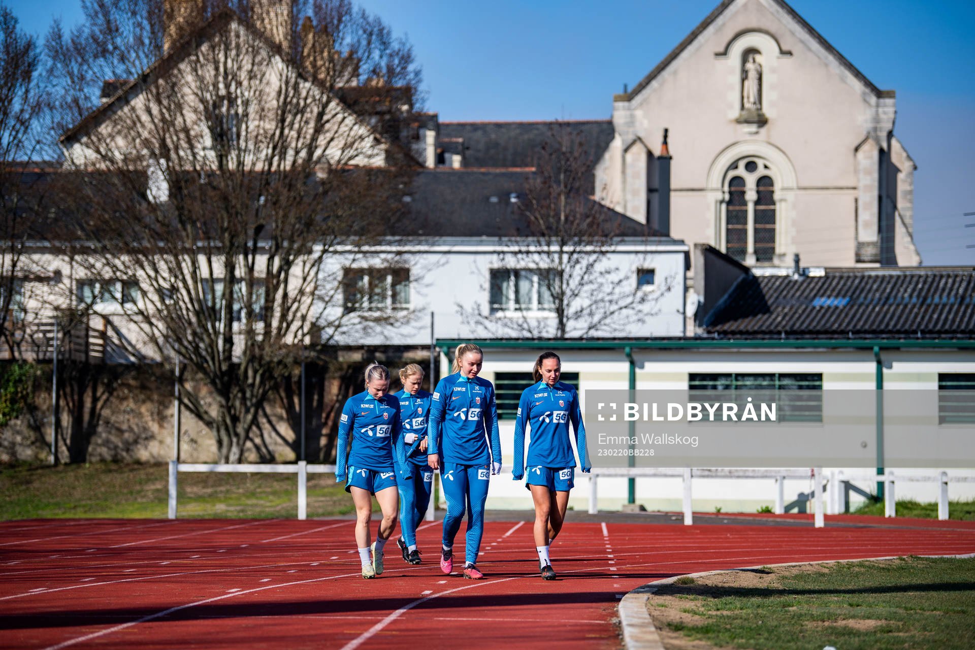 Thea Bjelde, Julie Blakstad, Anna Langås Jøsendal and