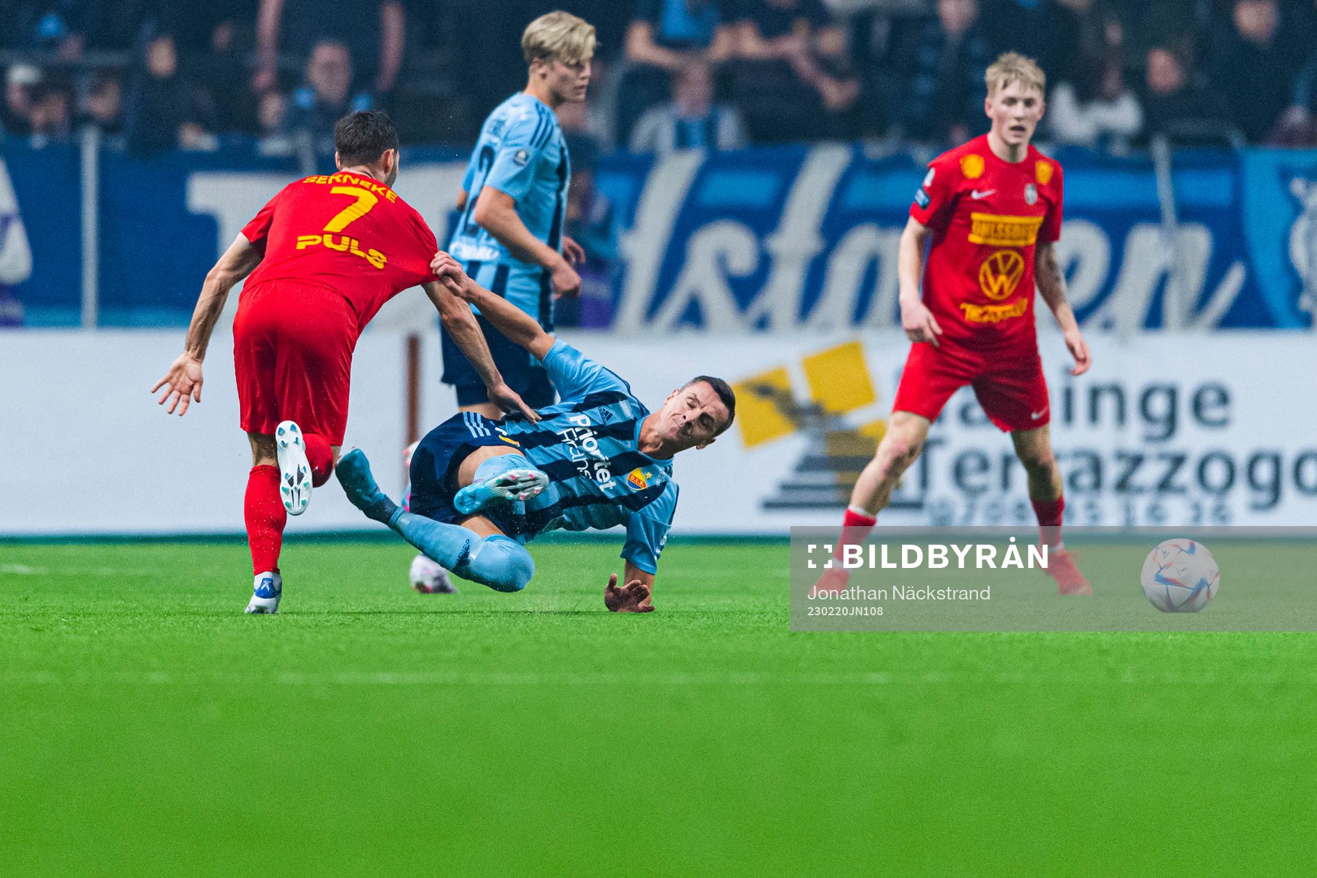 Djurgårdens Haris Radetinac och Landskronas Alexander Tkacz