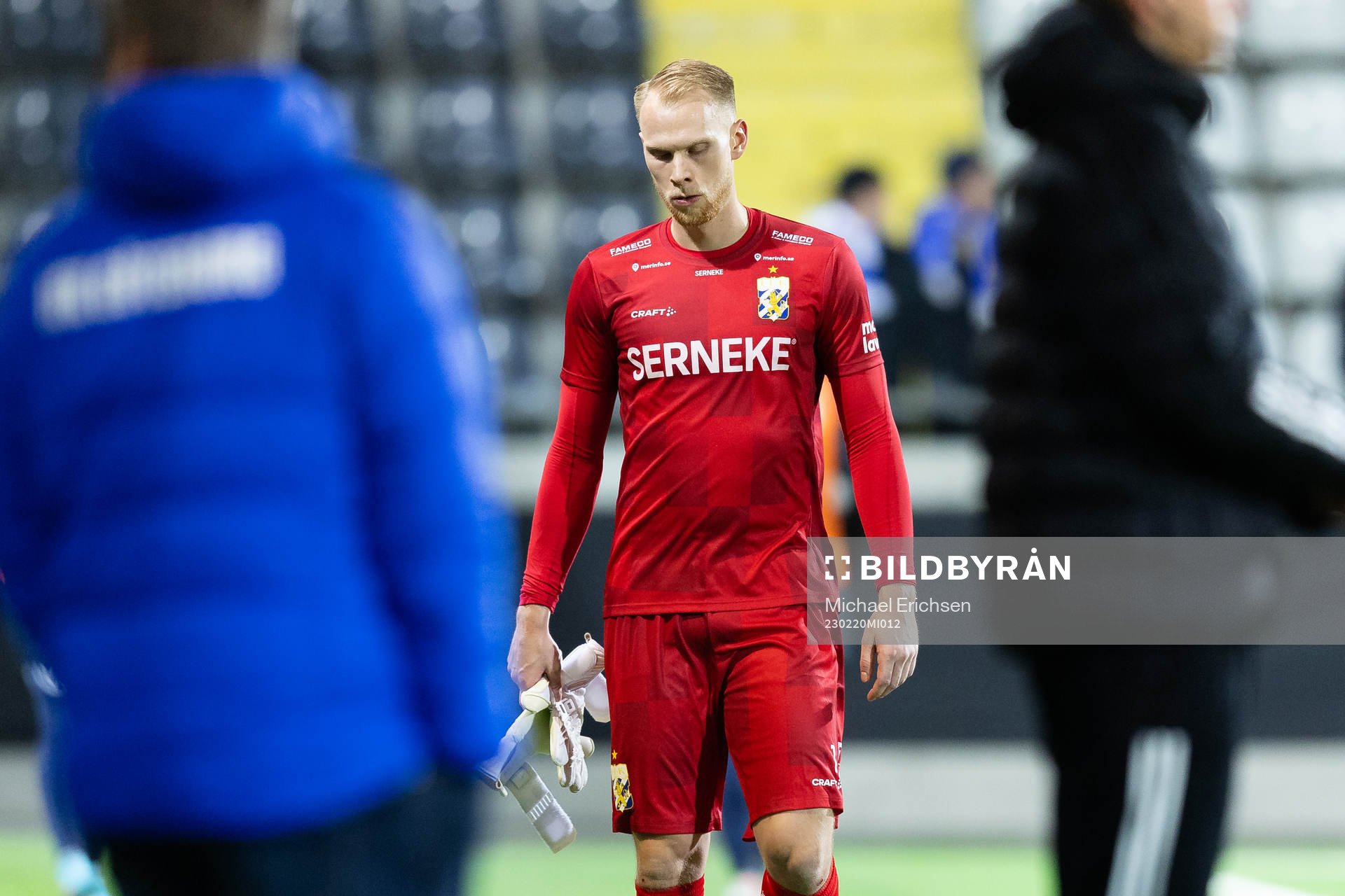 IFK Göteborgs målvakt Pontus Dahlberg tvingas utgå